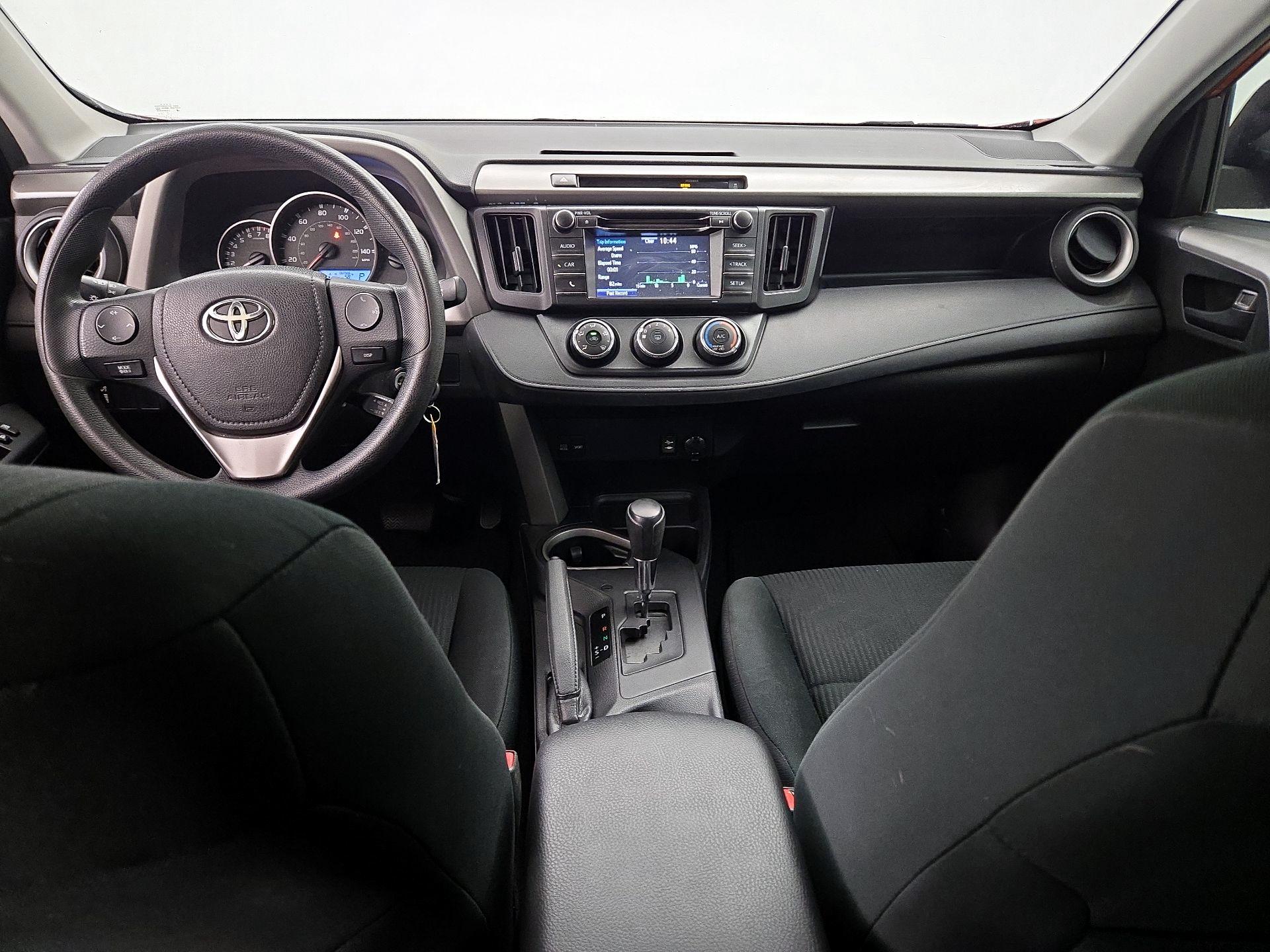 Thumbnail: 2016 Toyota RAV4 - 9