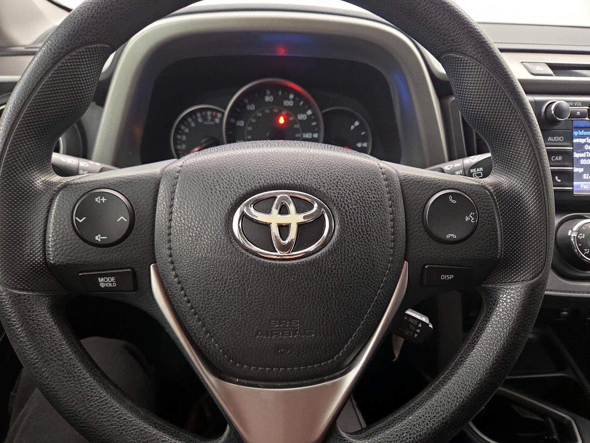Thumbnail: 2016 Toyota RAV4 - 10