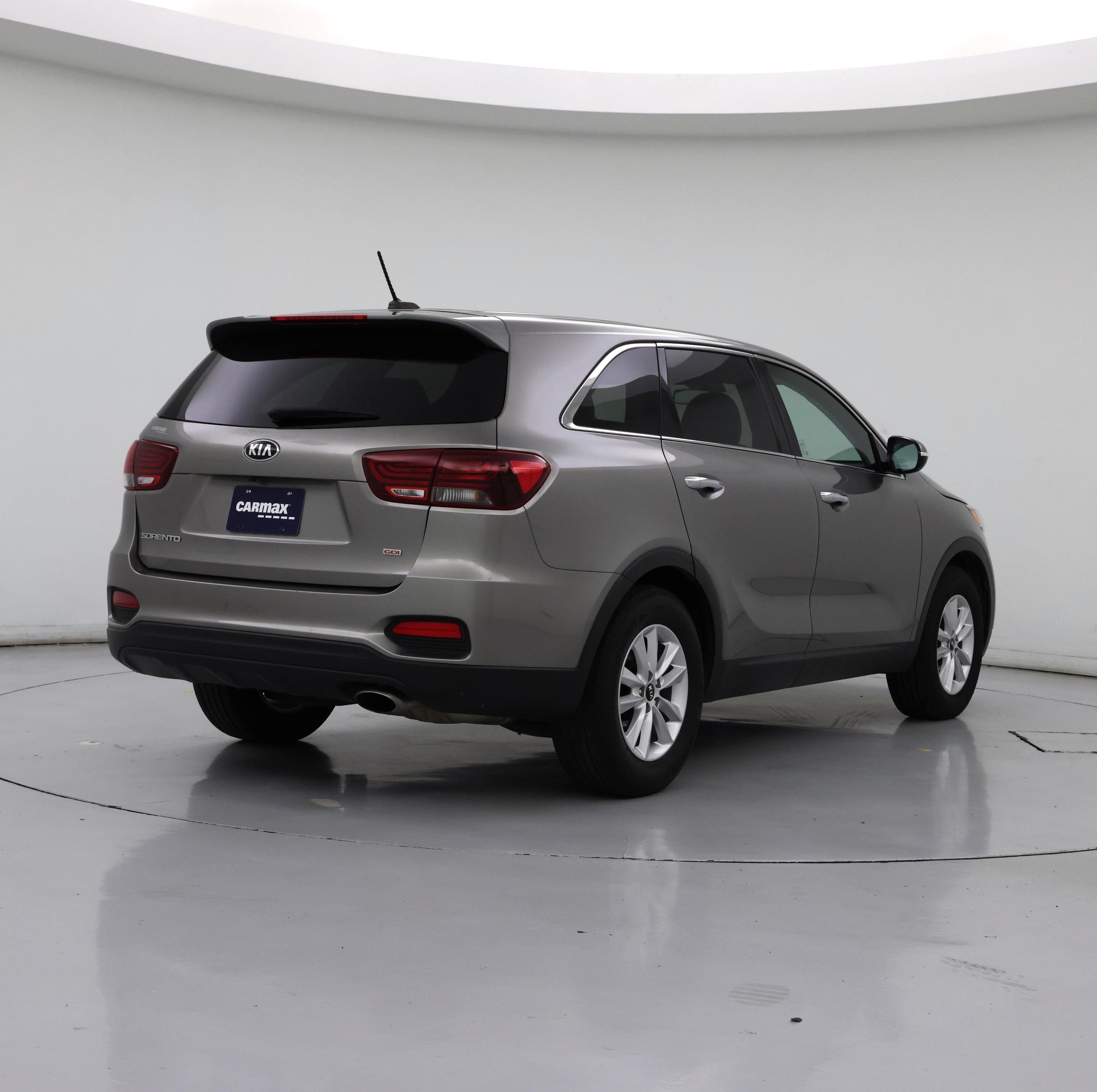 Thumbnail: 2019 Kia Sorento - 8