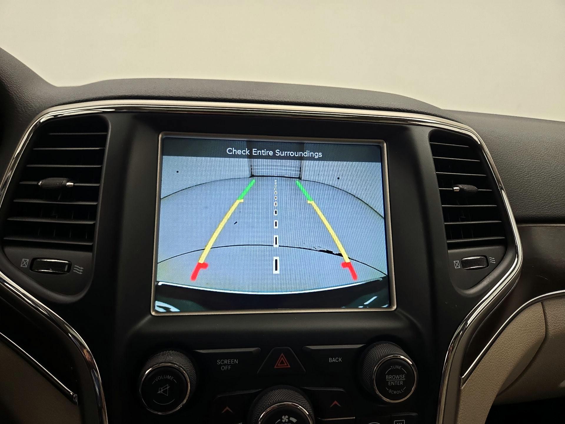 Thumbnail: 2015 Jeep Grand Cherokee - 15