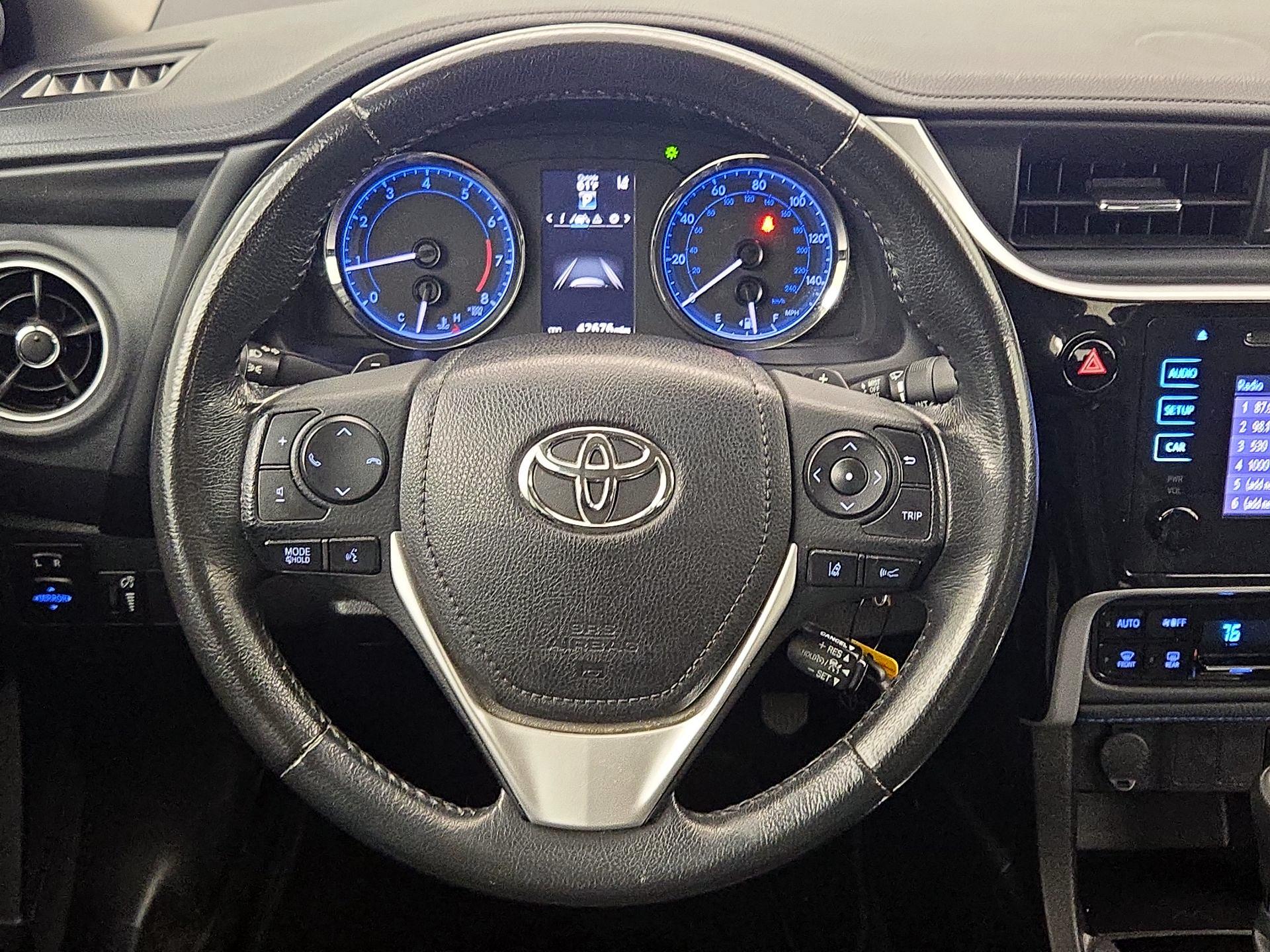 Thumbnail: 2019 Toyota Corolla - 10