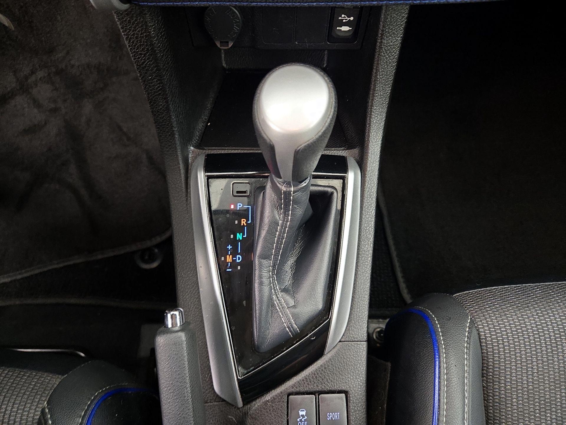 Thumbnail: 2019 Toyota Corolla - 17