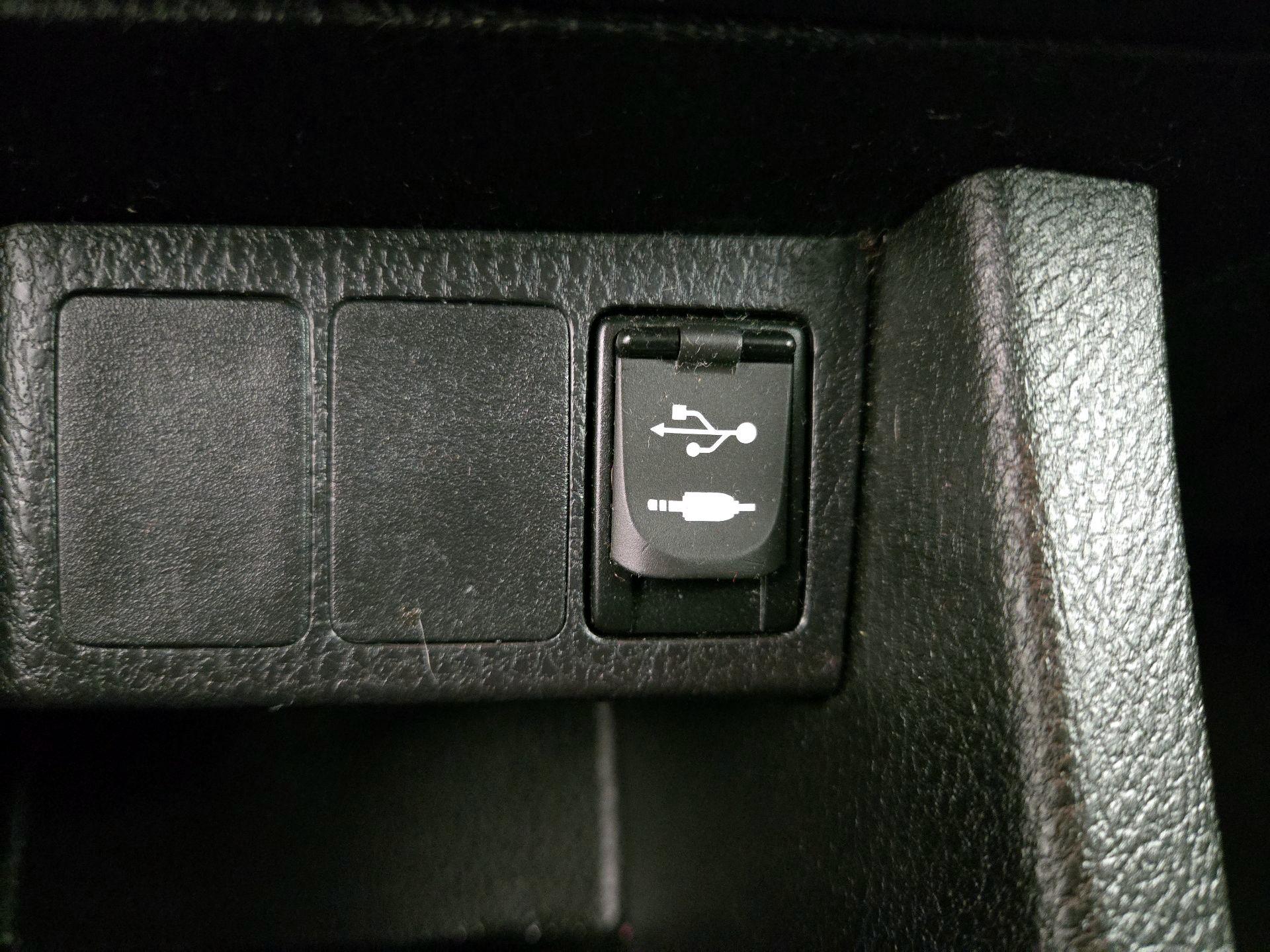 Thumbnail: 2019 Toyota Corolla - 18