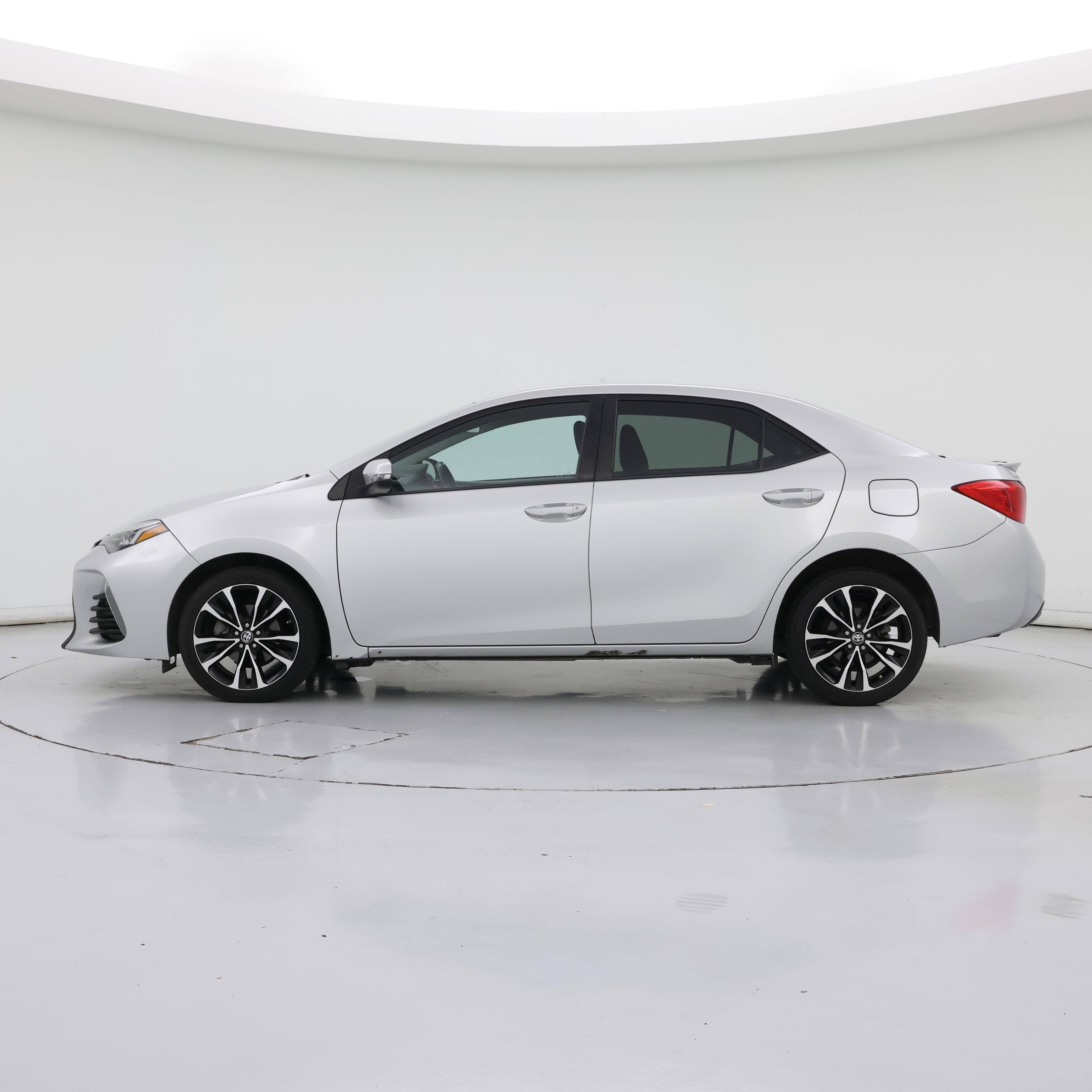 Thumbnail: 2019 Toyota Corolla - 3