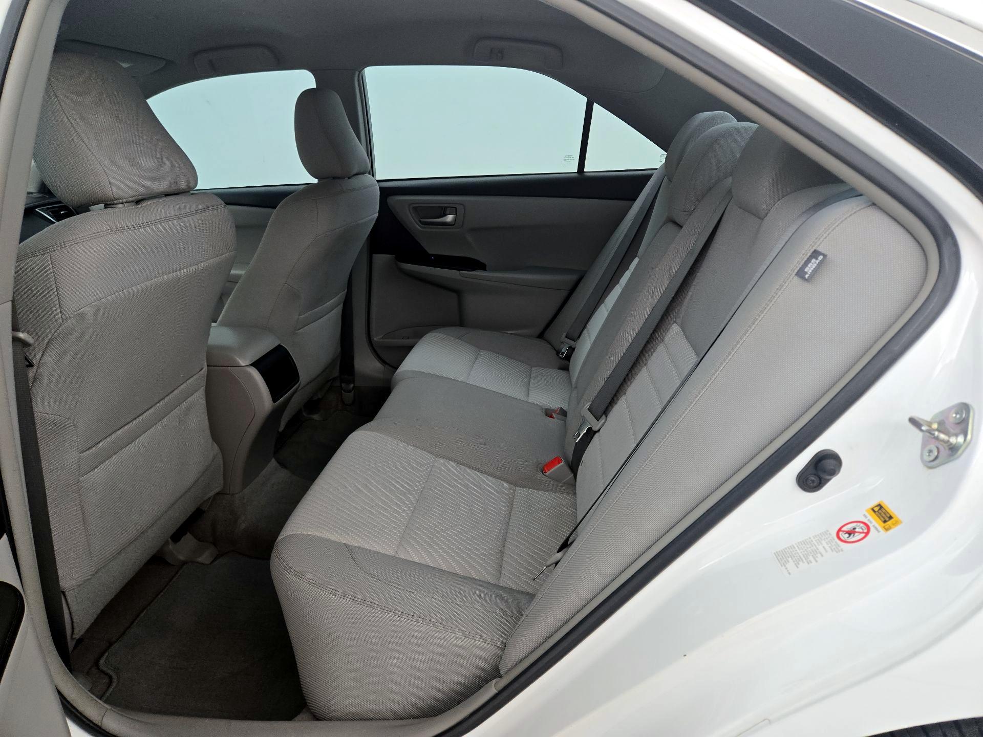 Thumbnail: 2016 Toyota Camry - 19