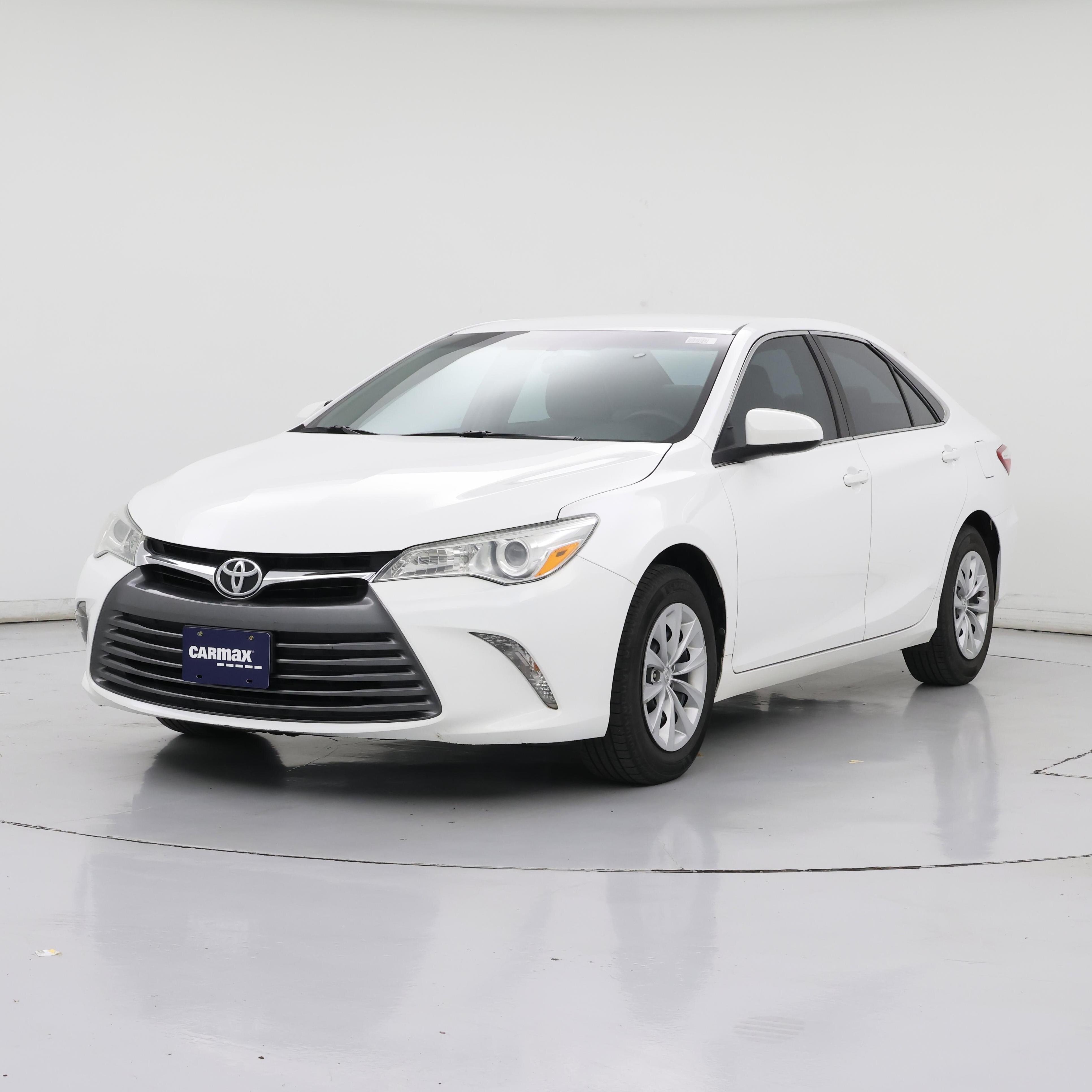 Thumbnail: 2016 Toyota Camry - 4
