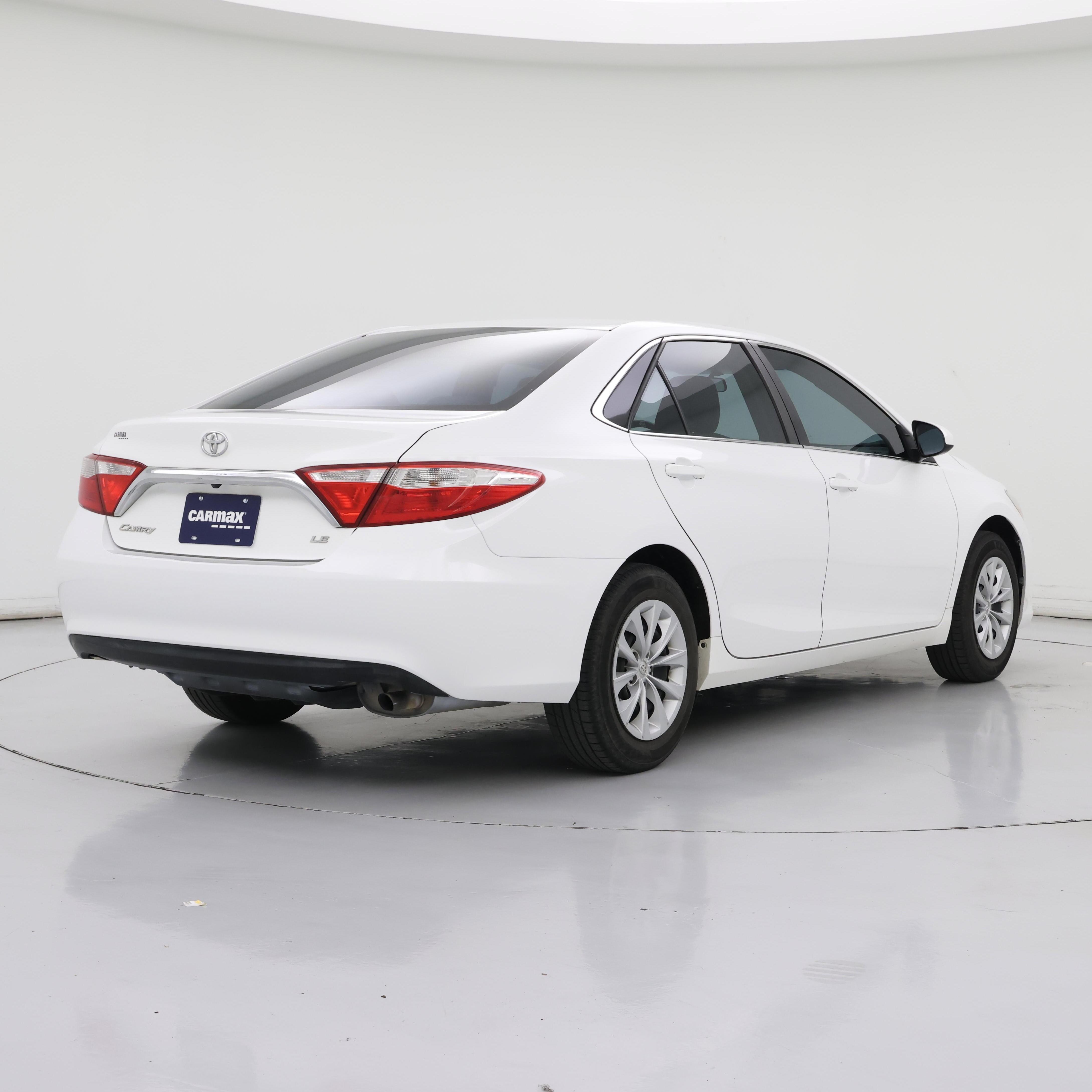 Thumbnail: 2016 Toyota Camry - 8