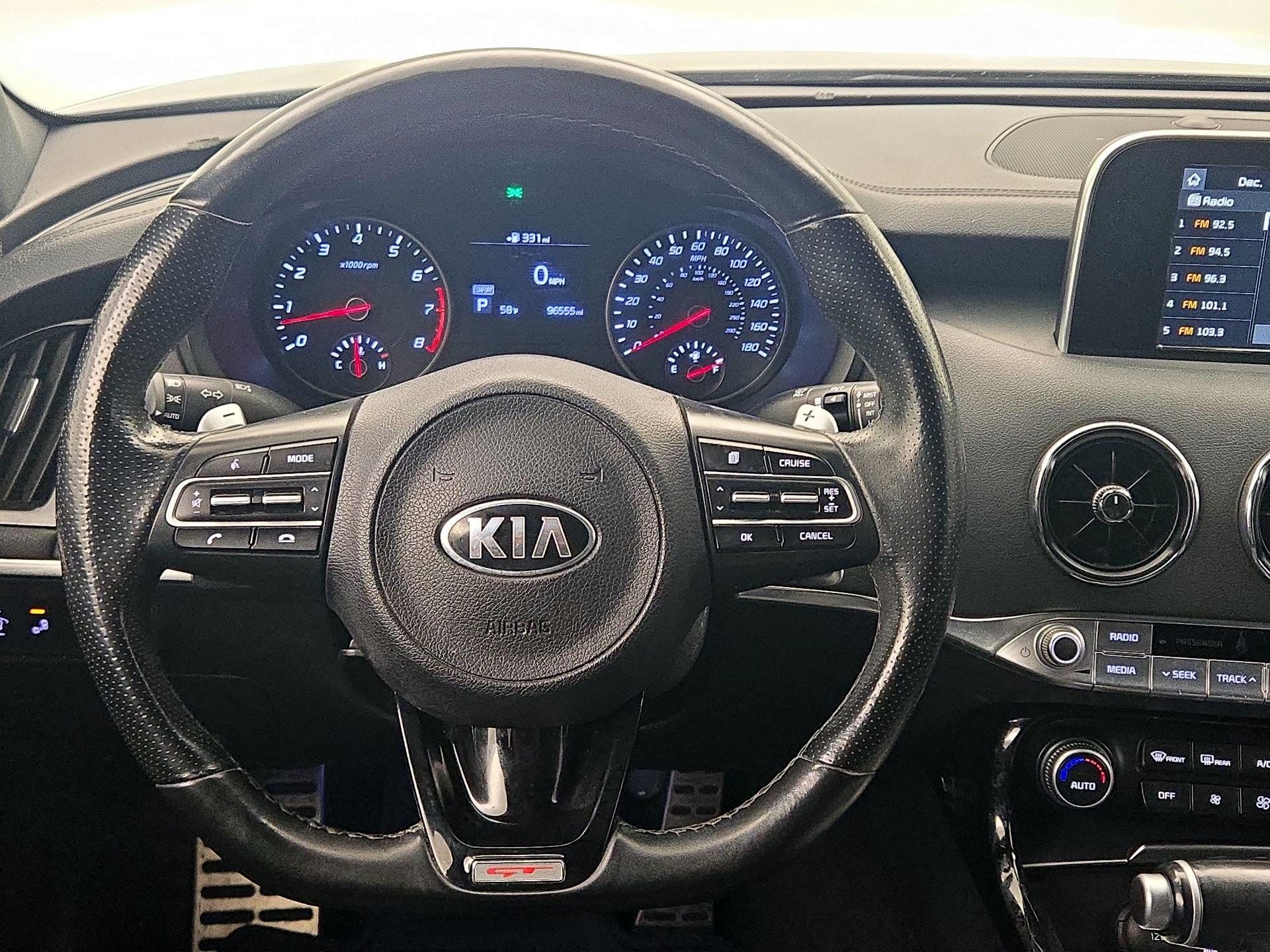 Thumbnail: 2019 Kia Stinger - 10