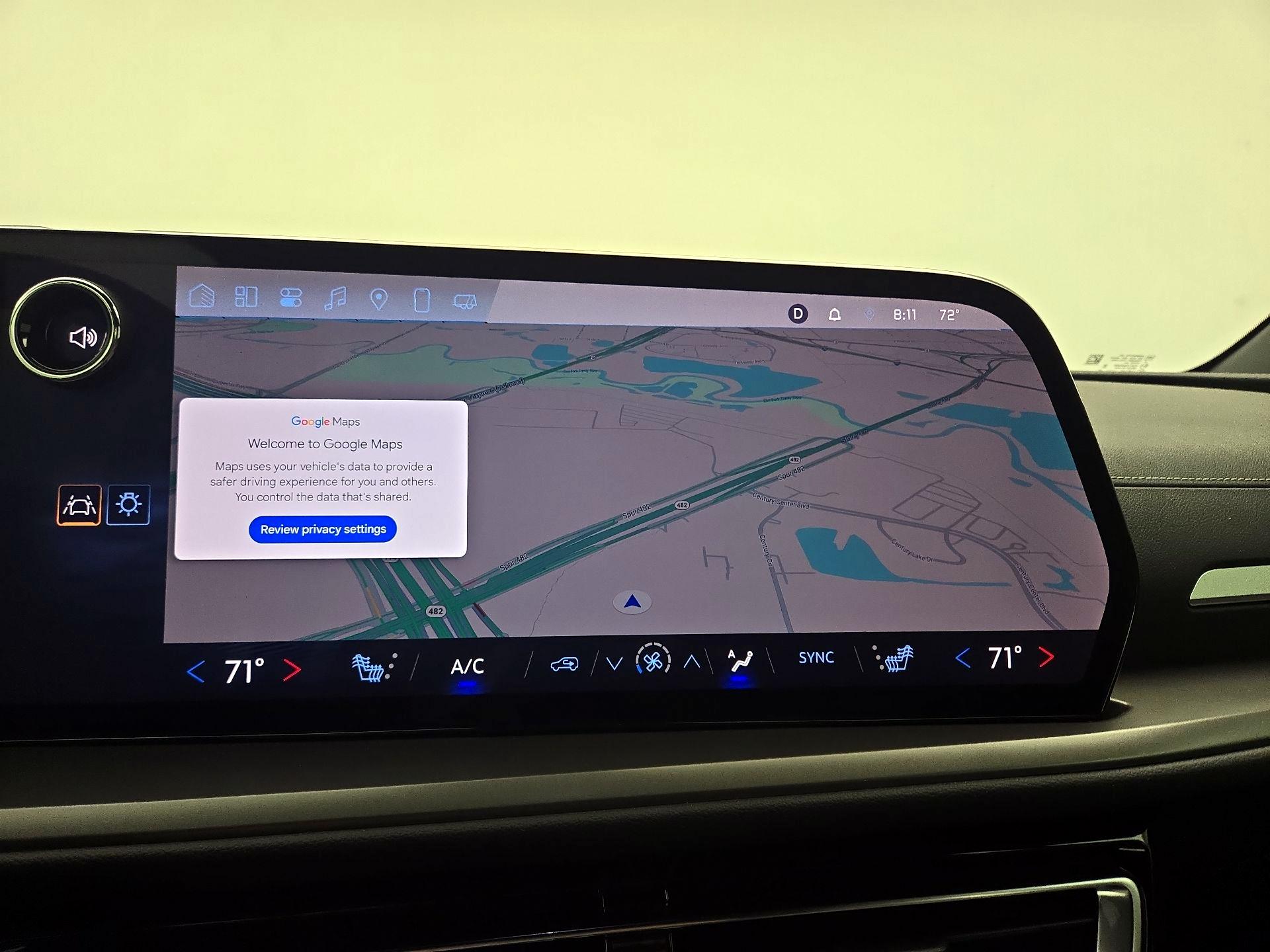 Thumbnail: 2025 Chevrolet Traverse - 14
