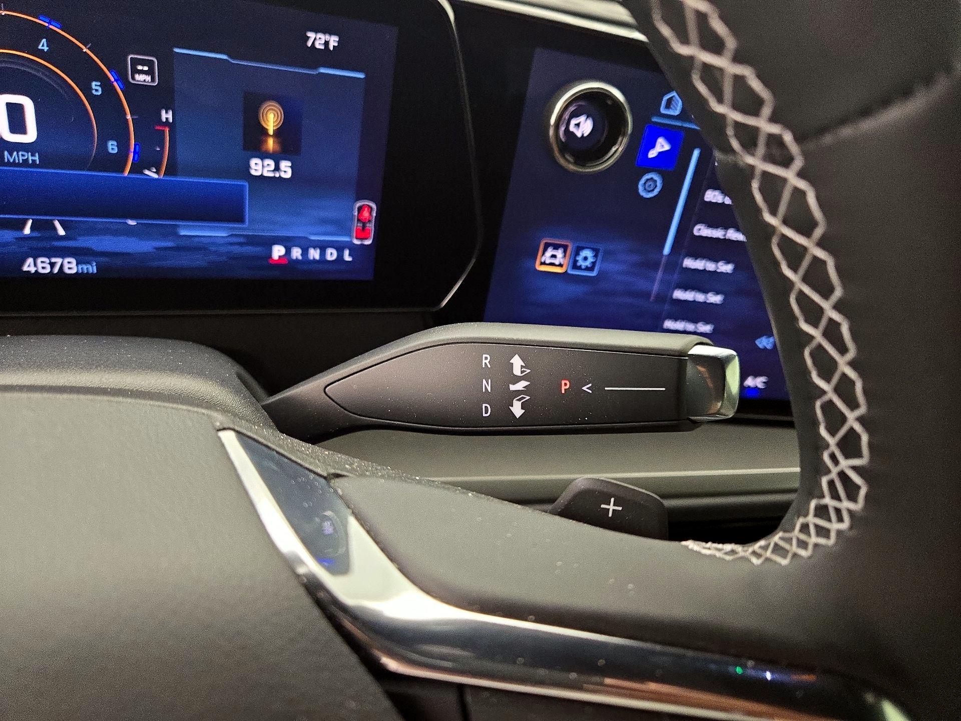 Thumbnail: 2025 Chevrolet Traverse - 18