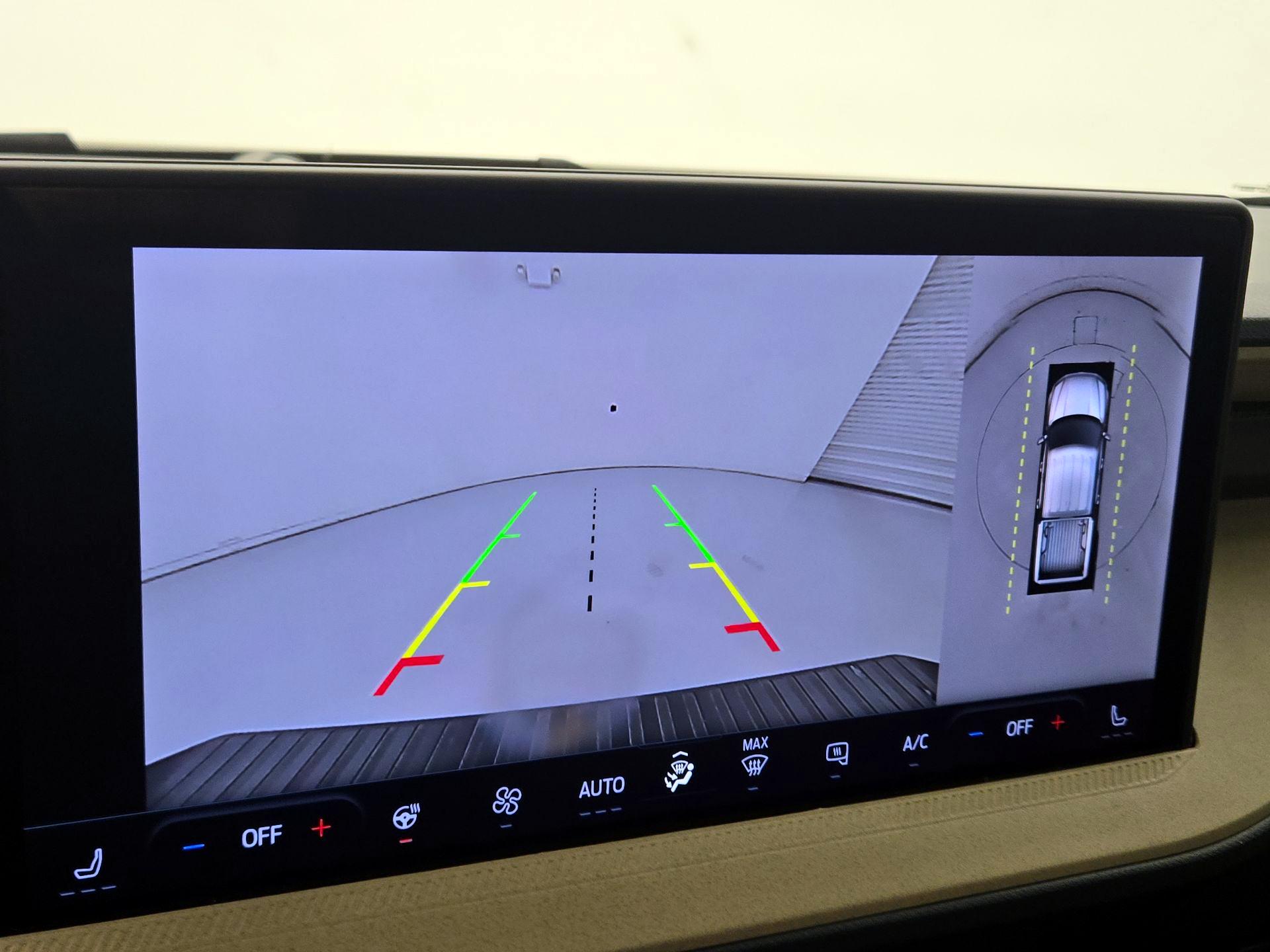 Thumbnail: 2025 Ford Maverick - 15