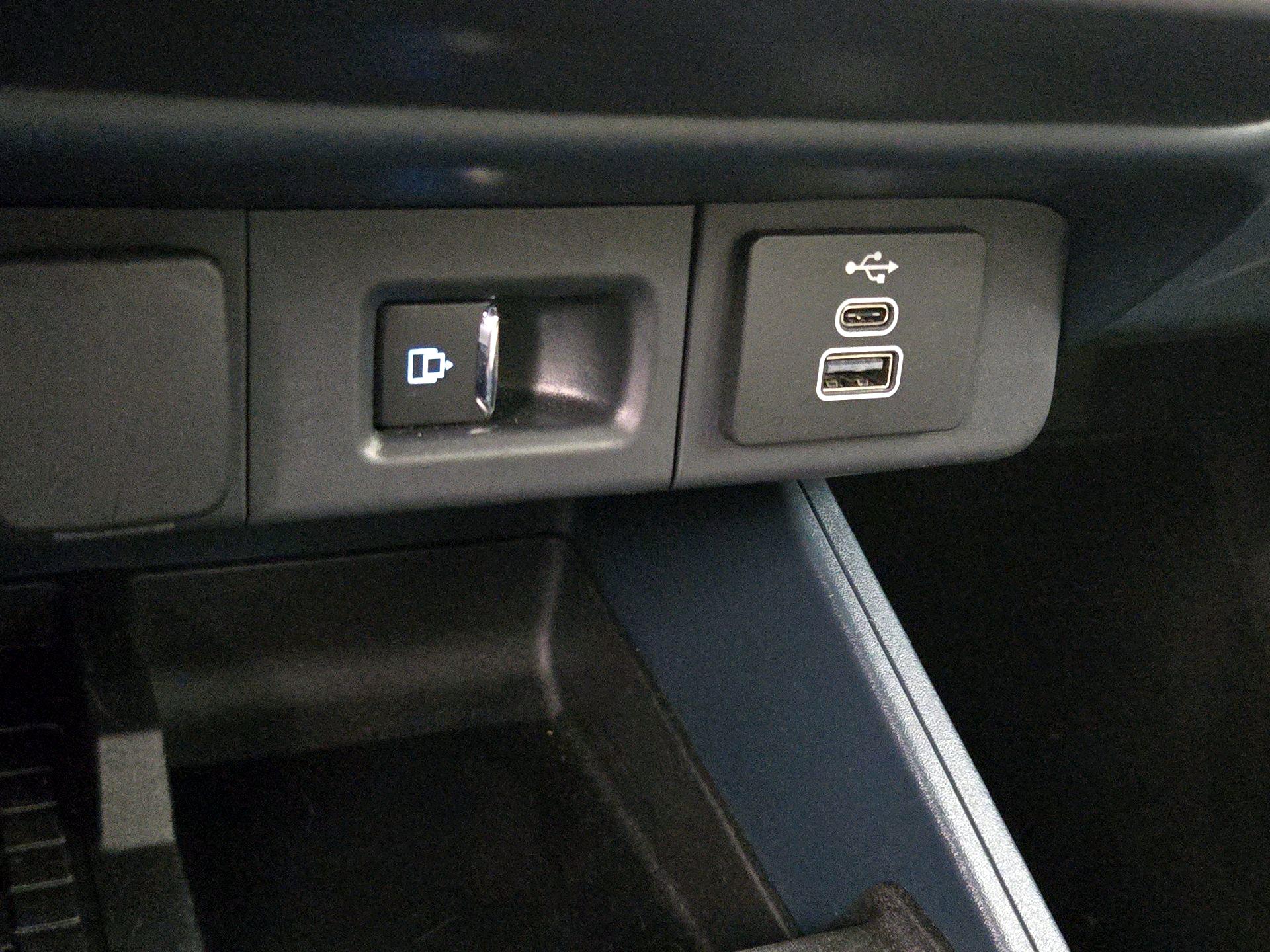 Thumbnail: 2025 Ford Maverick - 19