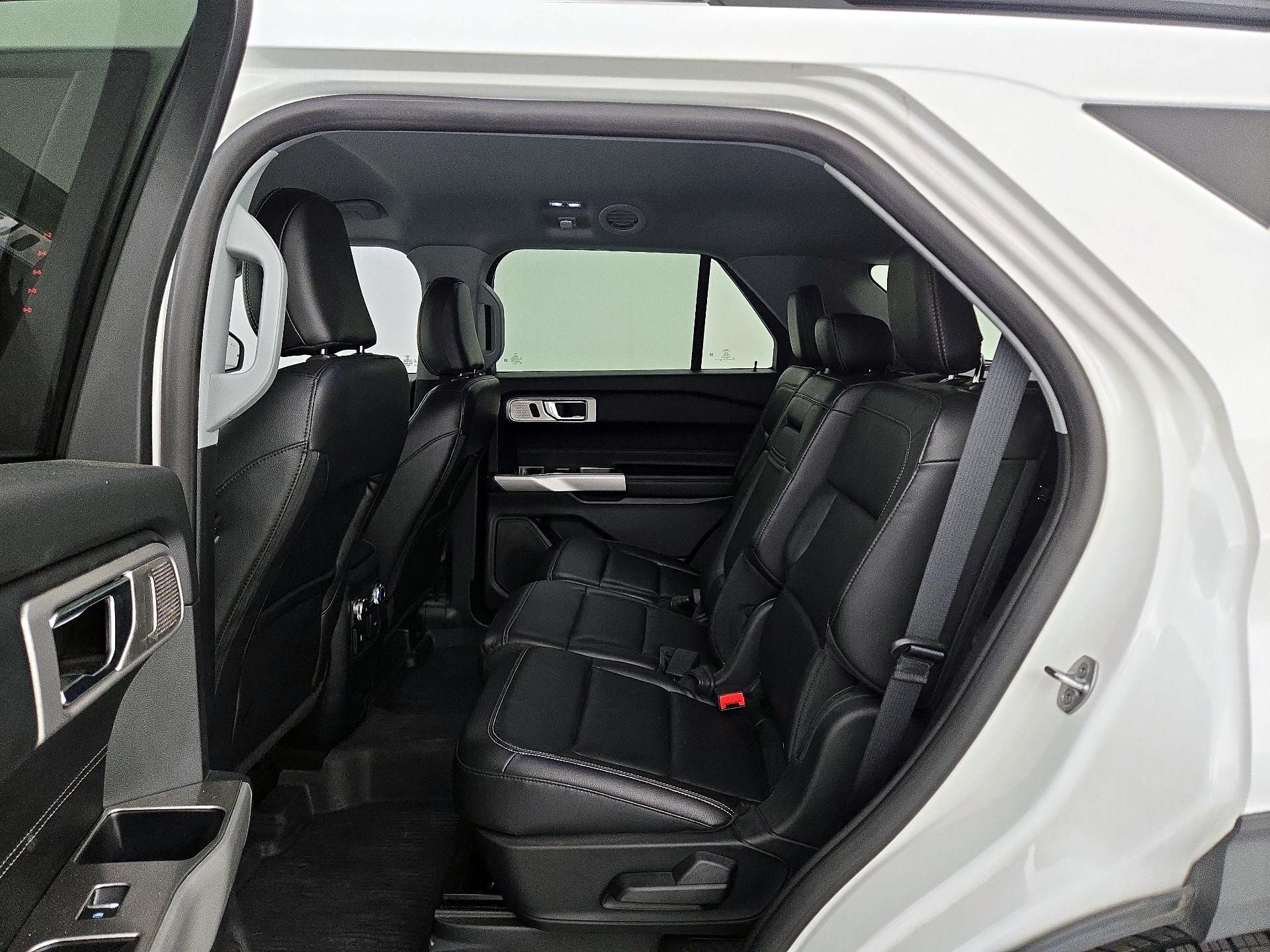 Thumbnail: 2021 Ford Explorer - 20