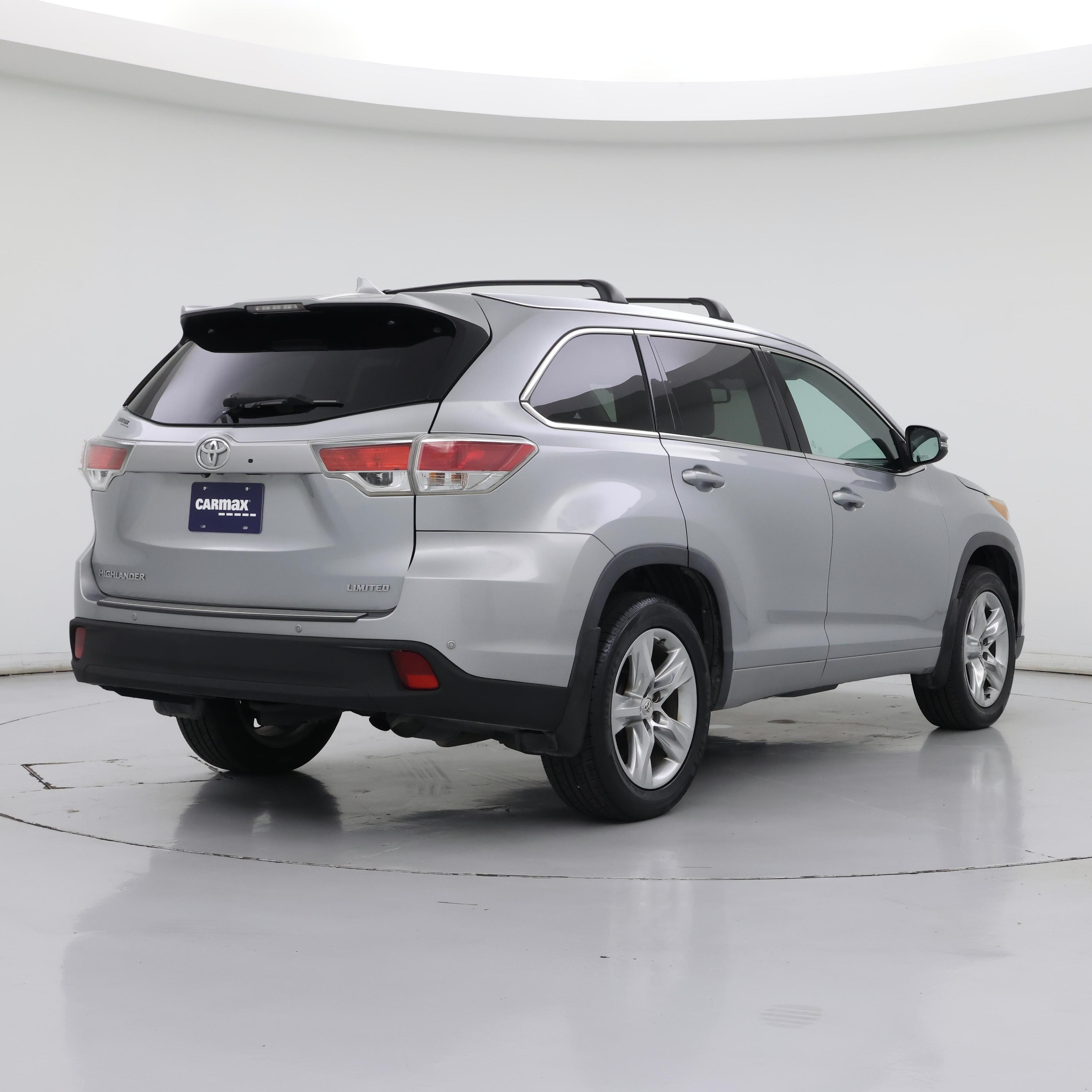 Thumbnail: 2015 Toyota Highlander - 8