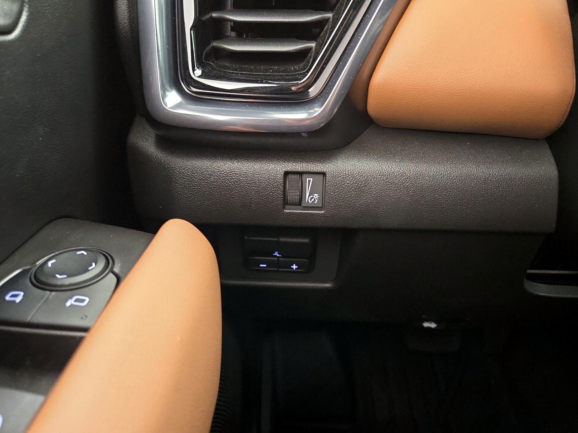 Thumbnail: 2025 GMC Canyon - 13