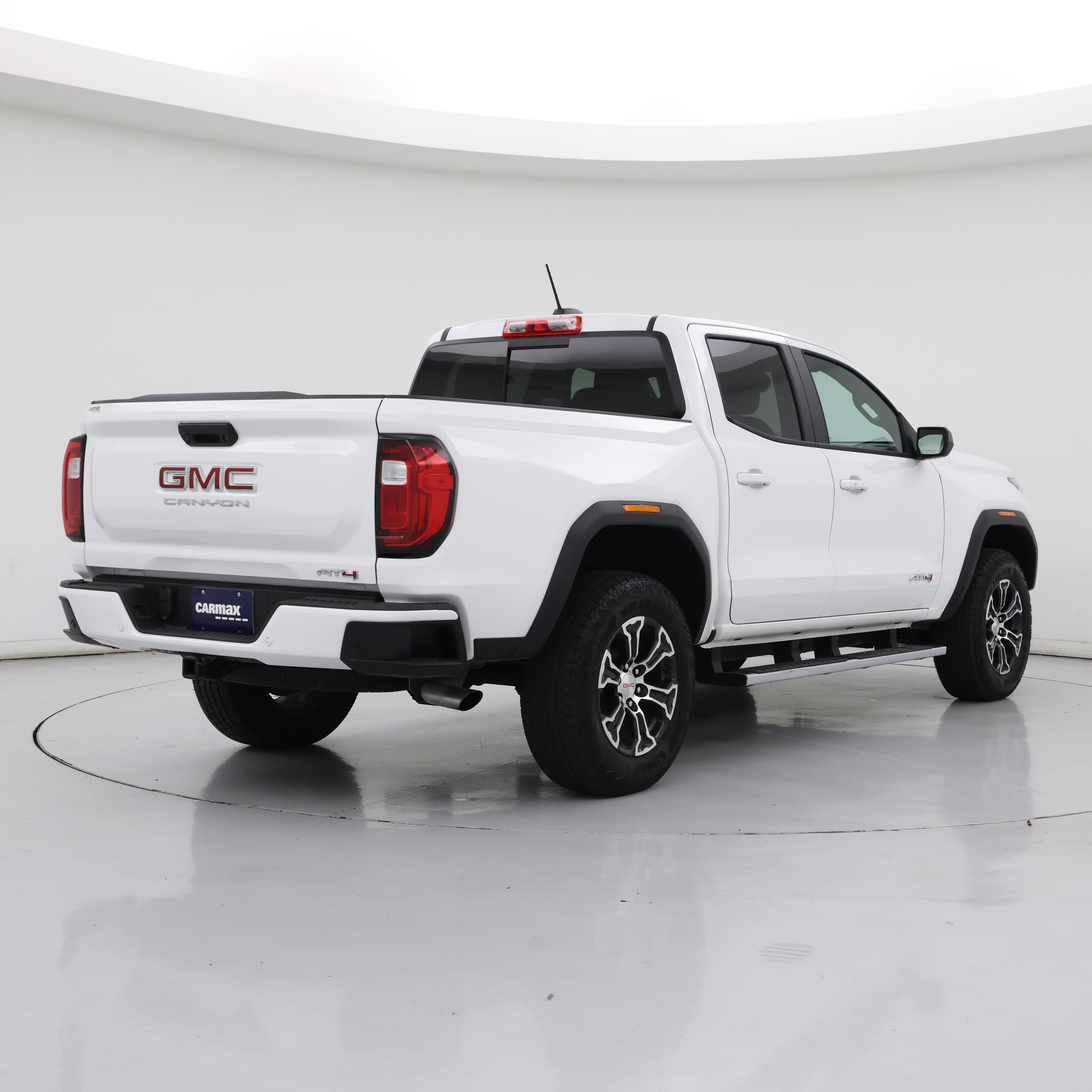 Thumbnail: 2025 GMC Canyon - 8