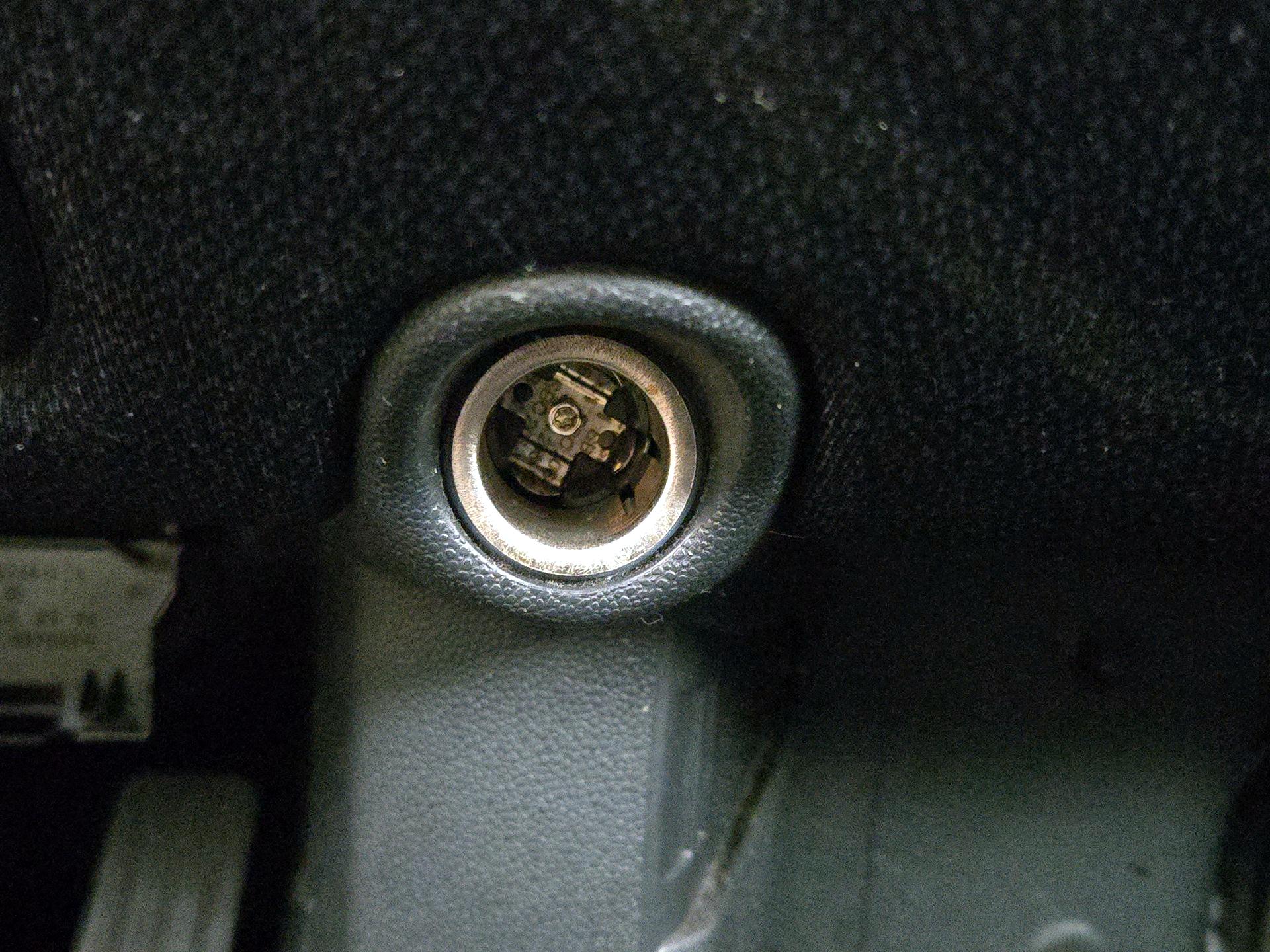 Thumbnail: 2015 smart fortwo - 16