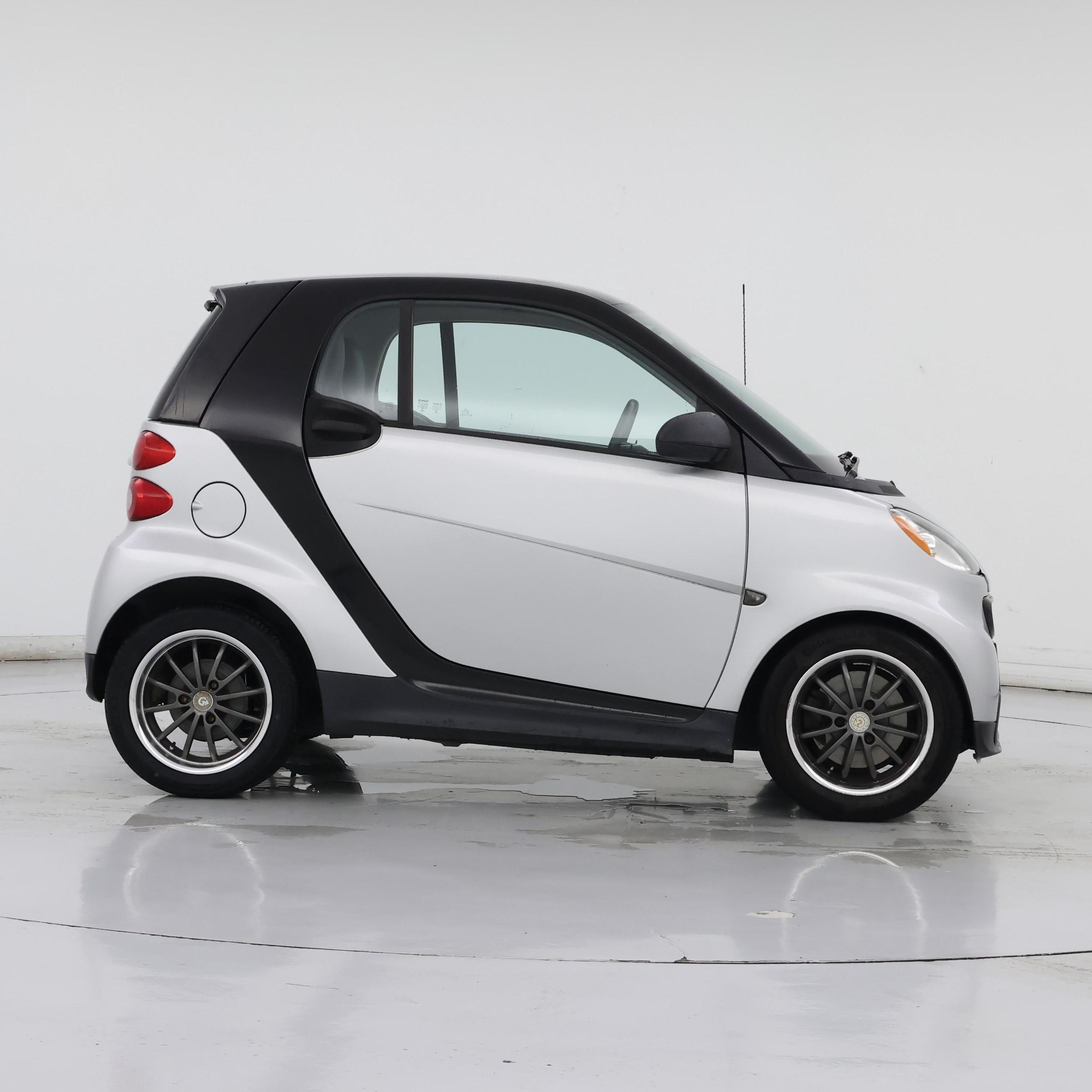 Thumbnail: 2015 smart fortwo - 7