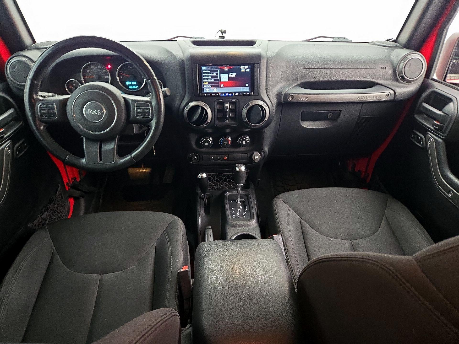 Thumbnail: 2016 Jeep Wrangler - 9