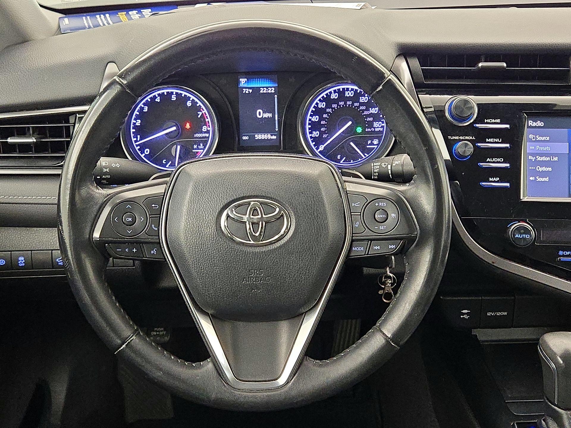 Thumbnail: 2019 Toyota Camry - 10