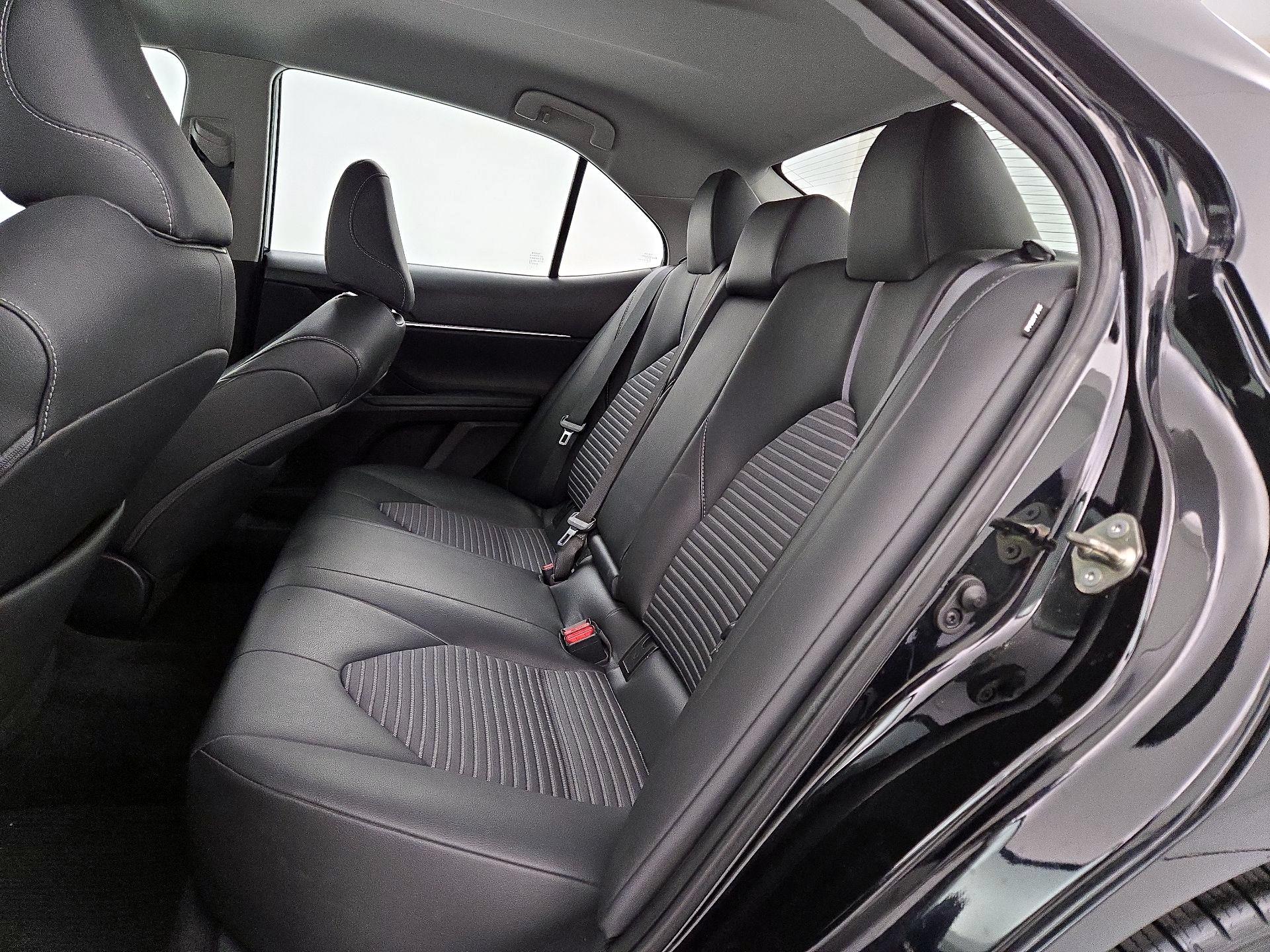 Thumbnail: 2019 Toyota Camry - 19