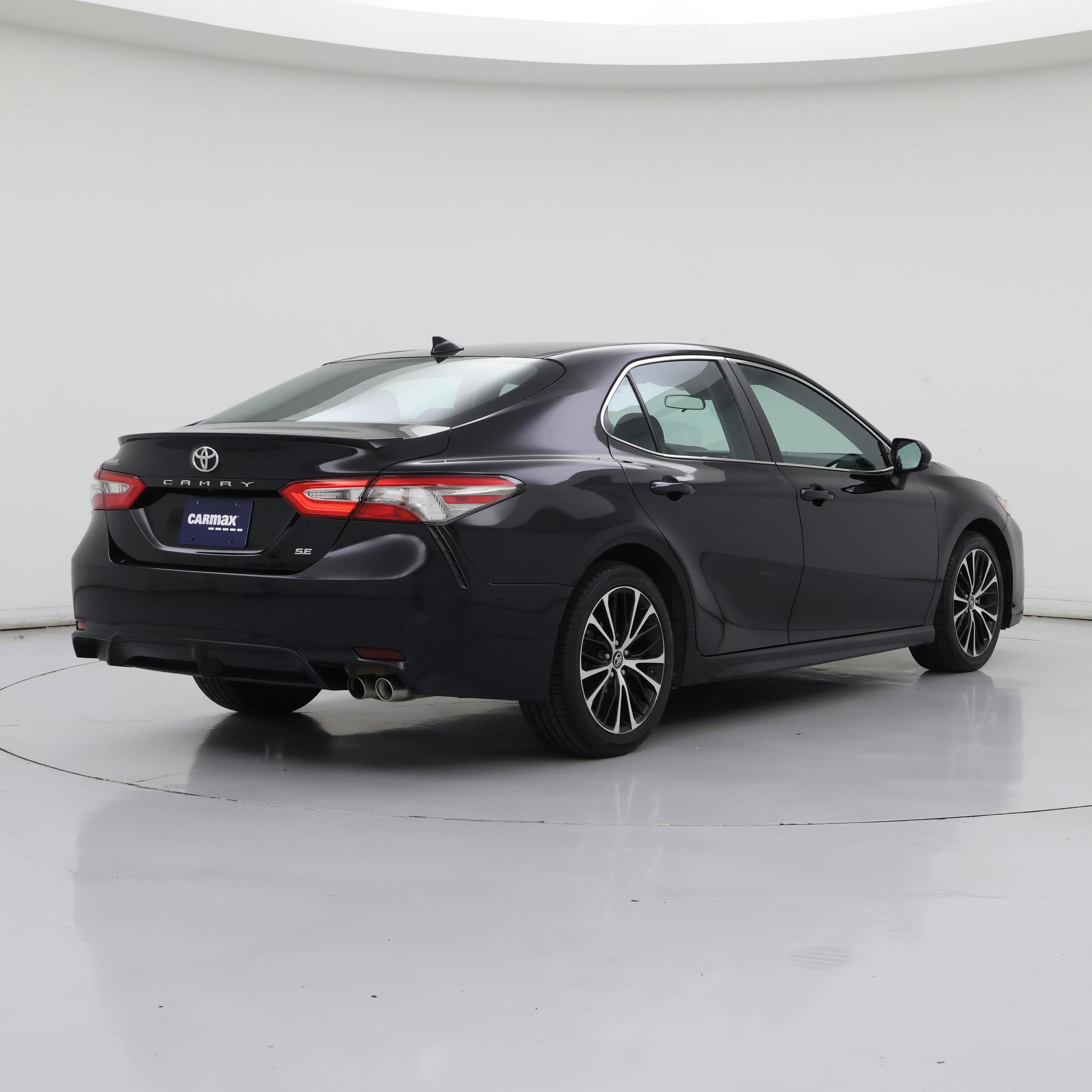 Thumbnail: 2019 Toyota Camry - 8