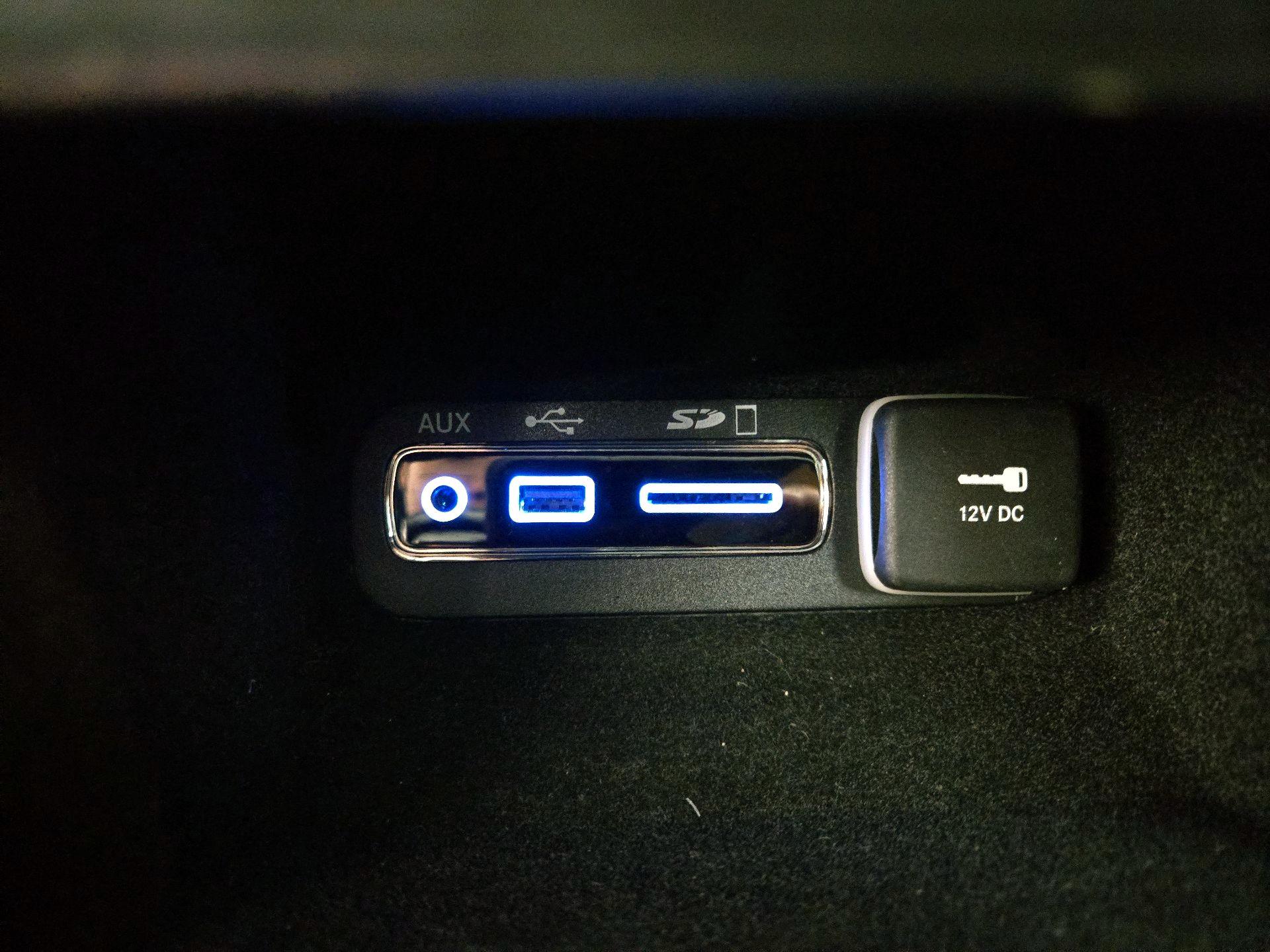 Thumbnail: 2017 Jeep Grand Cherokee - 18