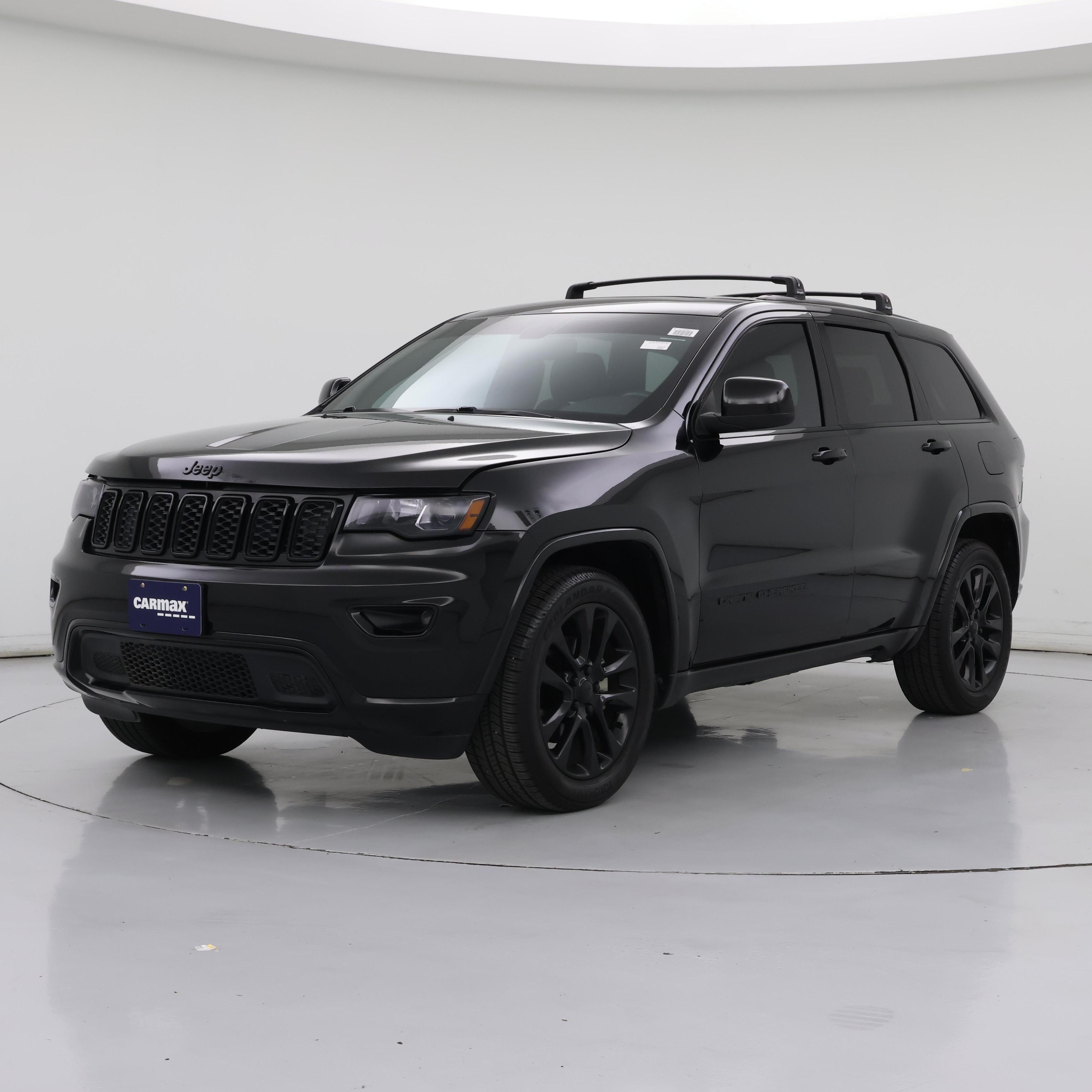 Thumbnail: 2017 Jeep Grand Cherokee - 4