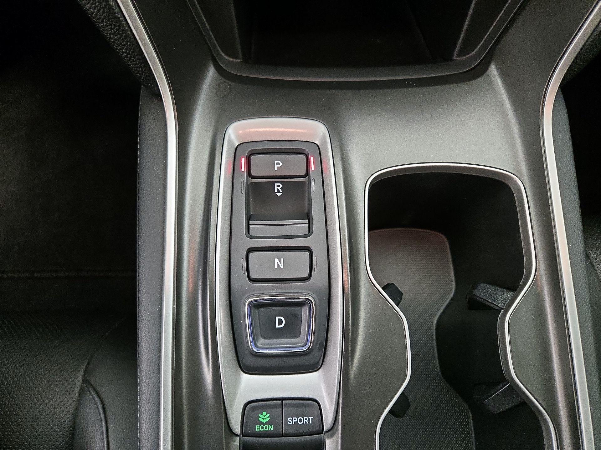 Thumbnail: 2018 Honda Accord - 17