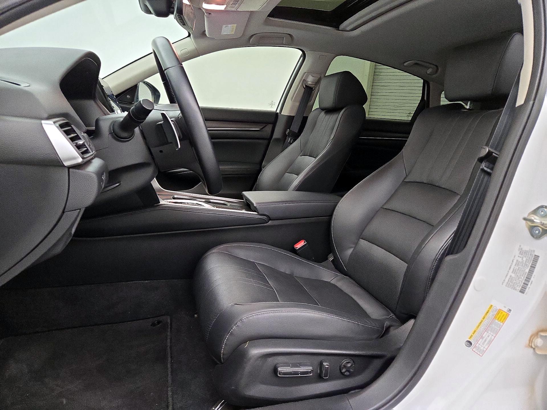 Thumbnail: 2018 Honda Accord - 19