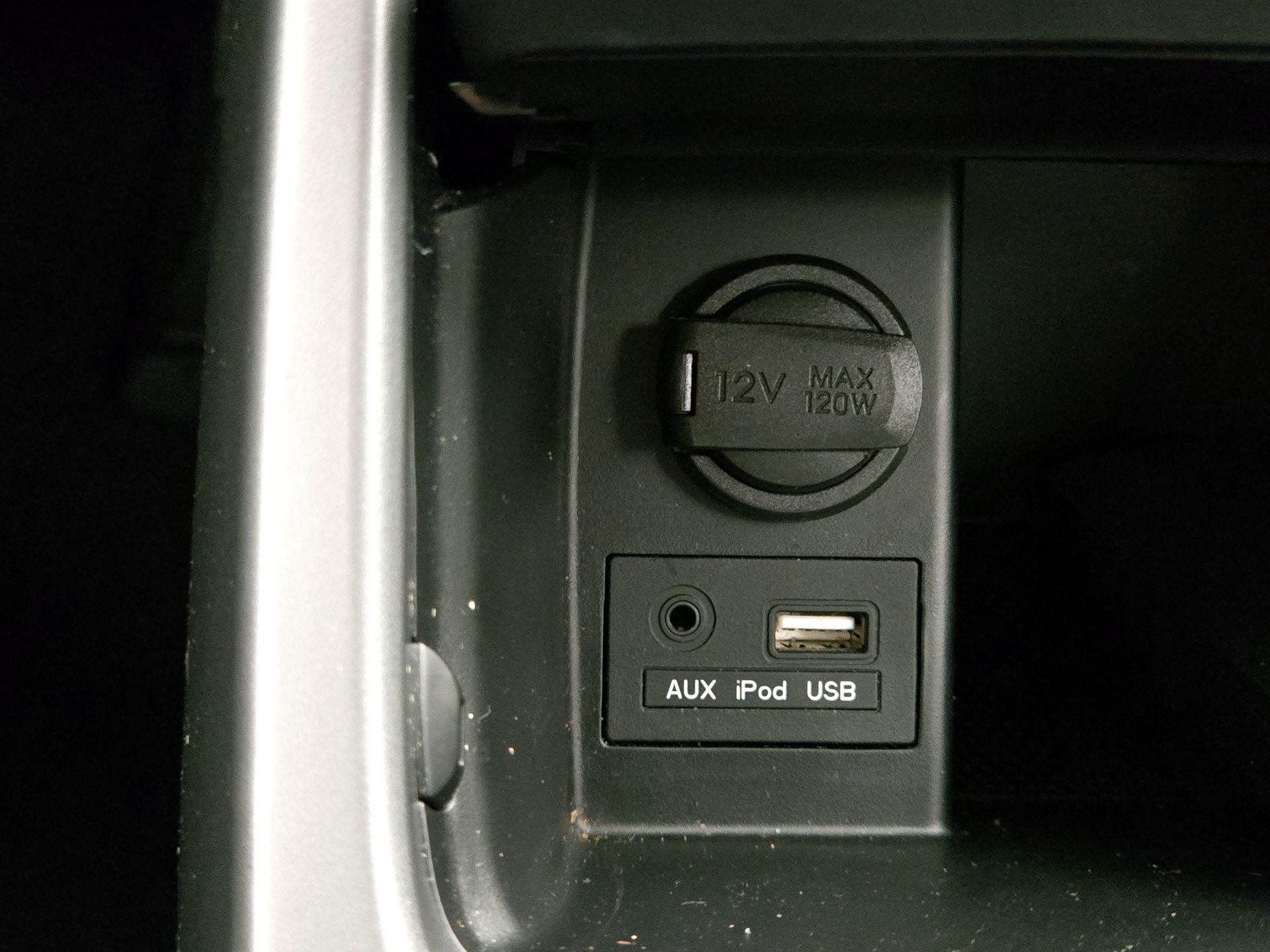 Thumbnail: 2014 Hyundai Elantra - 18