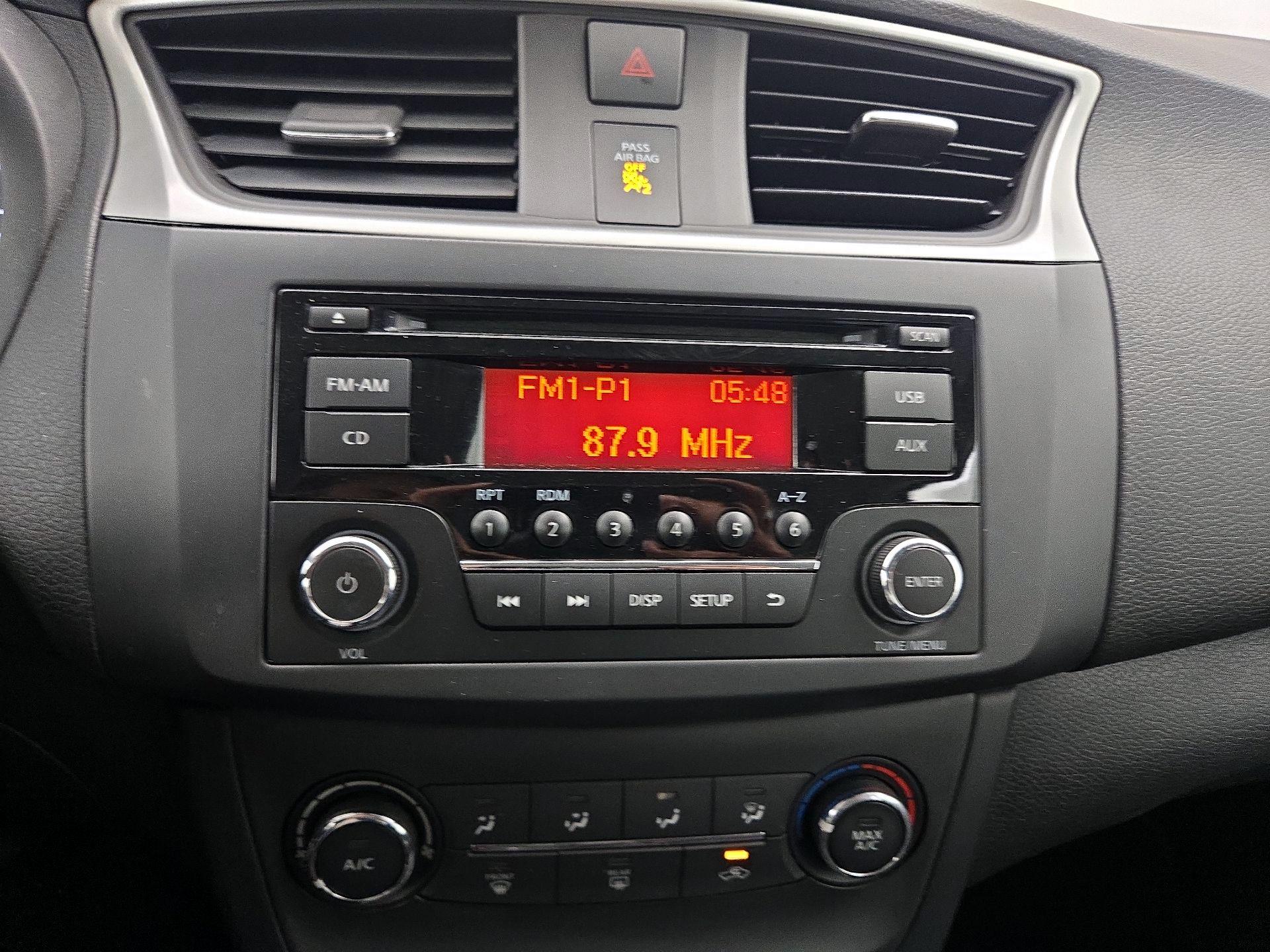 Thumbnail: 2017 Nissan Sentra - 14