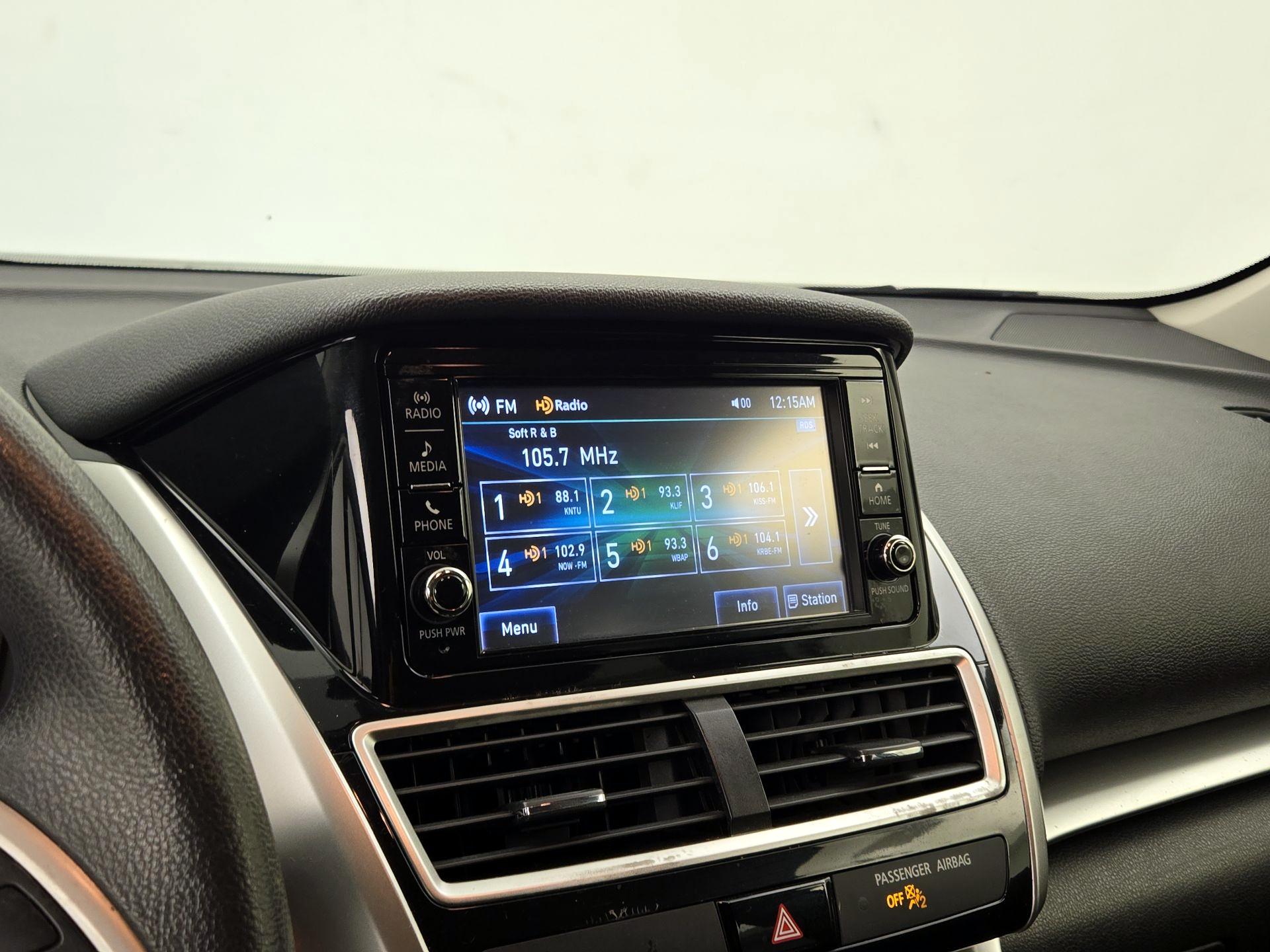 Thumbnail: 2020 Mitsubishi Eclipse Cross - 15