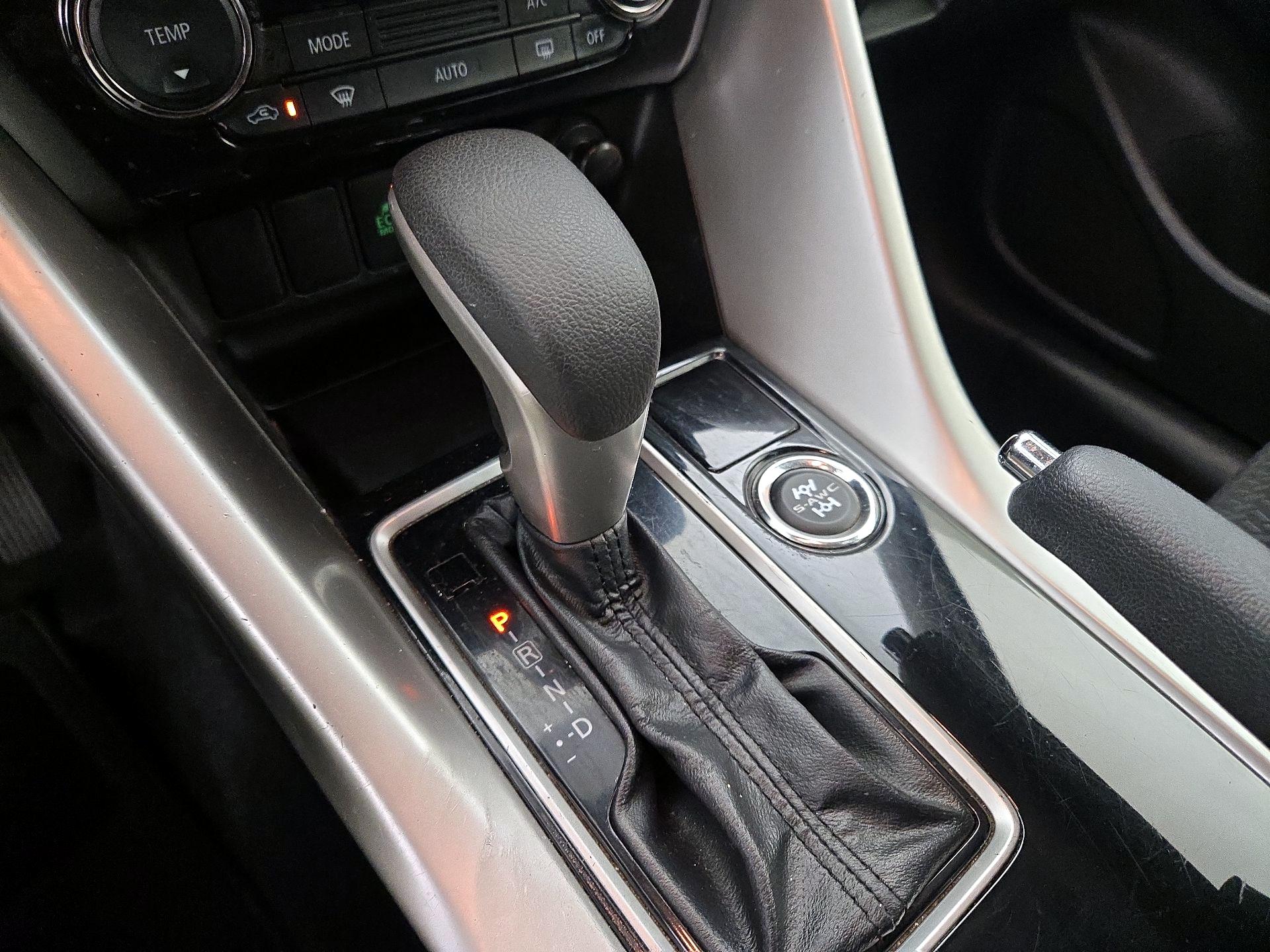 Thumbnail: 2020 Mitsubishi Eclipse Cross - 17