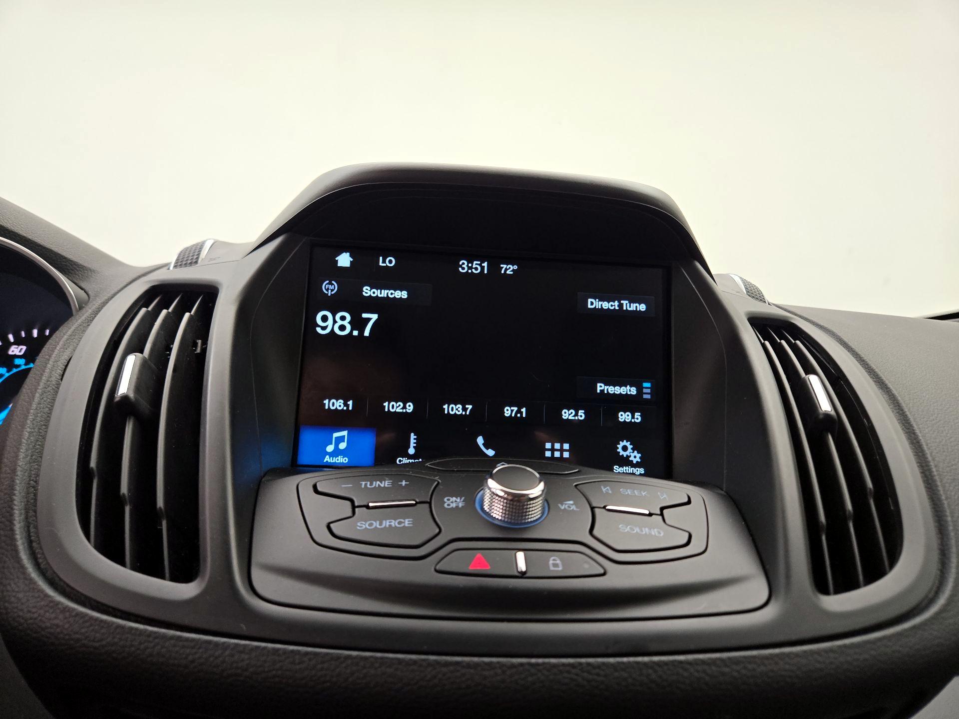 Thumbnail: 2016 Ford Escape - 15