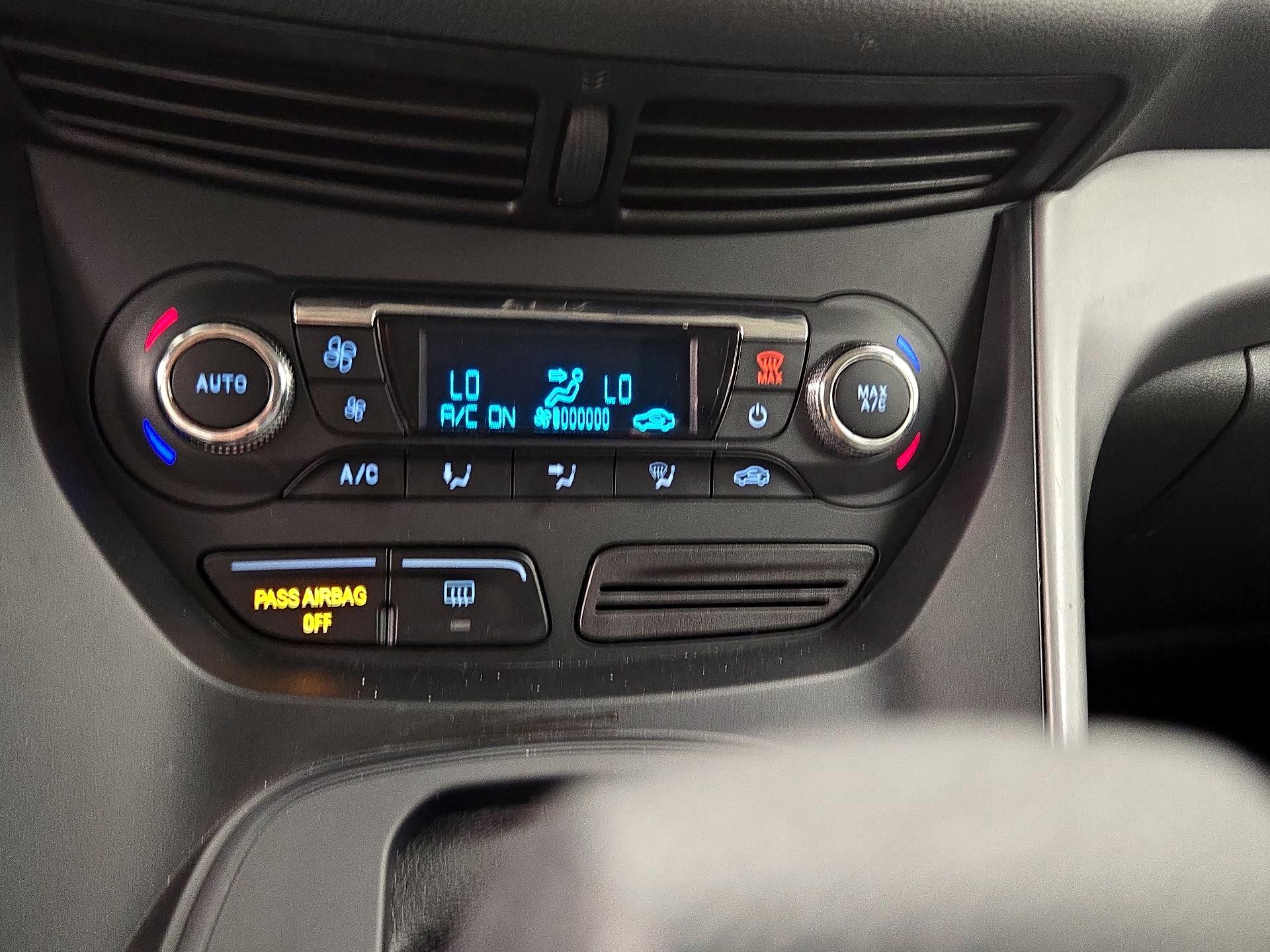 Thumbnail: 2016 Ford Escape - 16