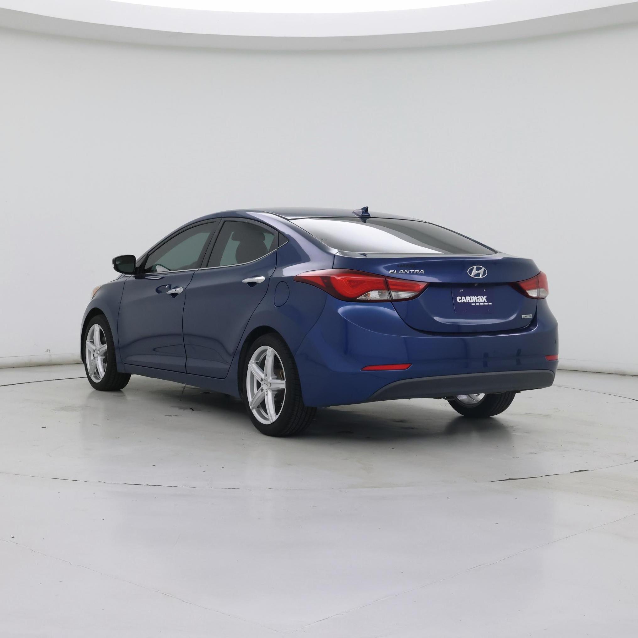 Thumbnail: 2015 Hyundai Elantra - 2