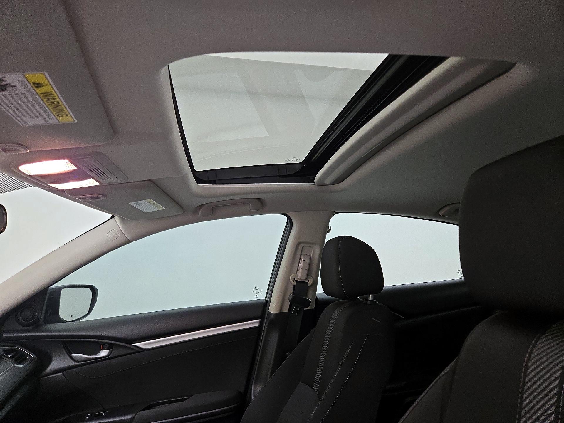 Thumbnail: 2018 Honda Civic - 18