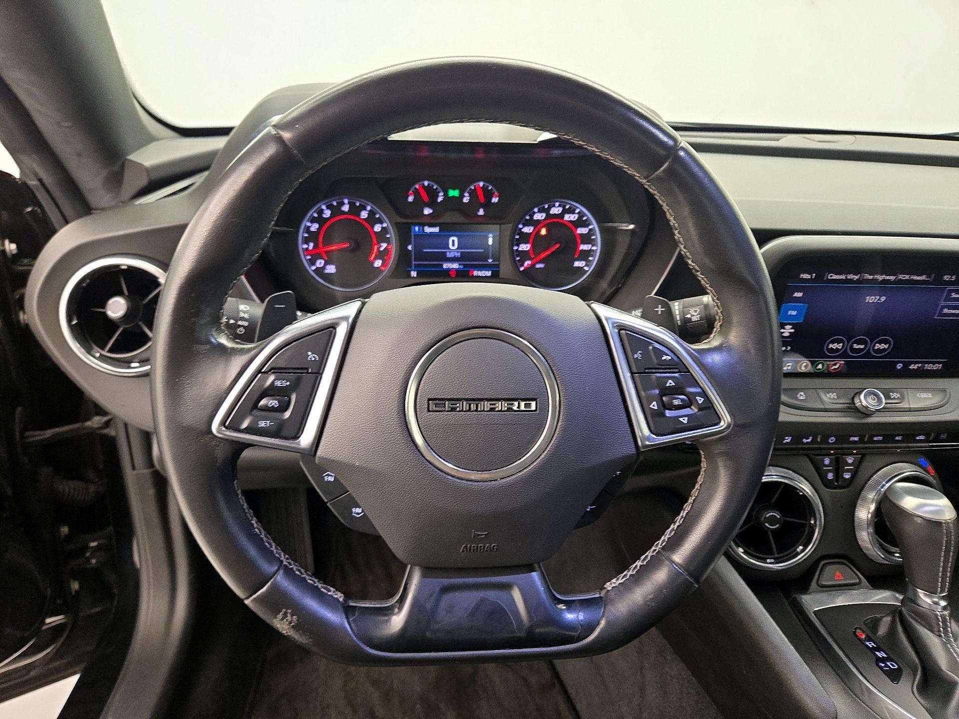 Thumbnail: 2019 Chevrolet Camaro - 10