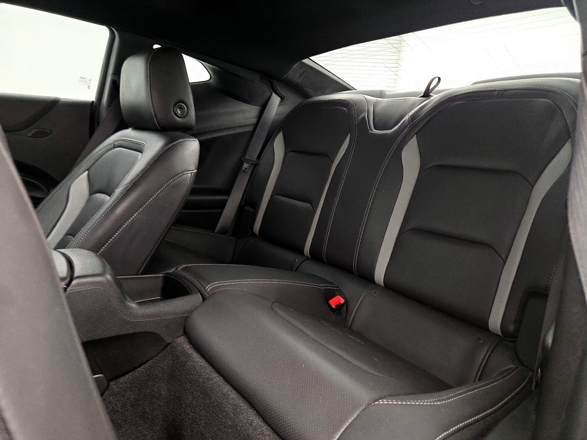 Thumbnail: 2019 Chevrolet Camaro - 18