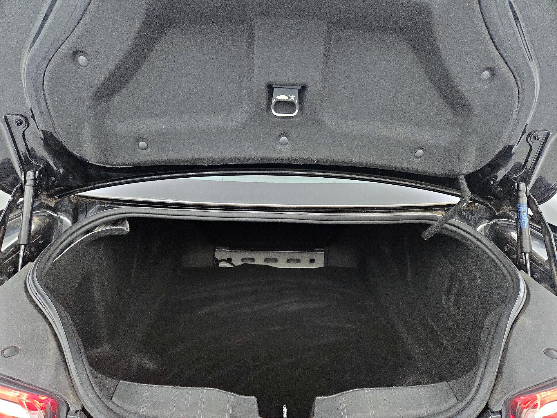 Thumbnail: 2019 Chevrolet Camaro - 19