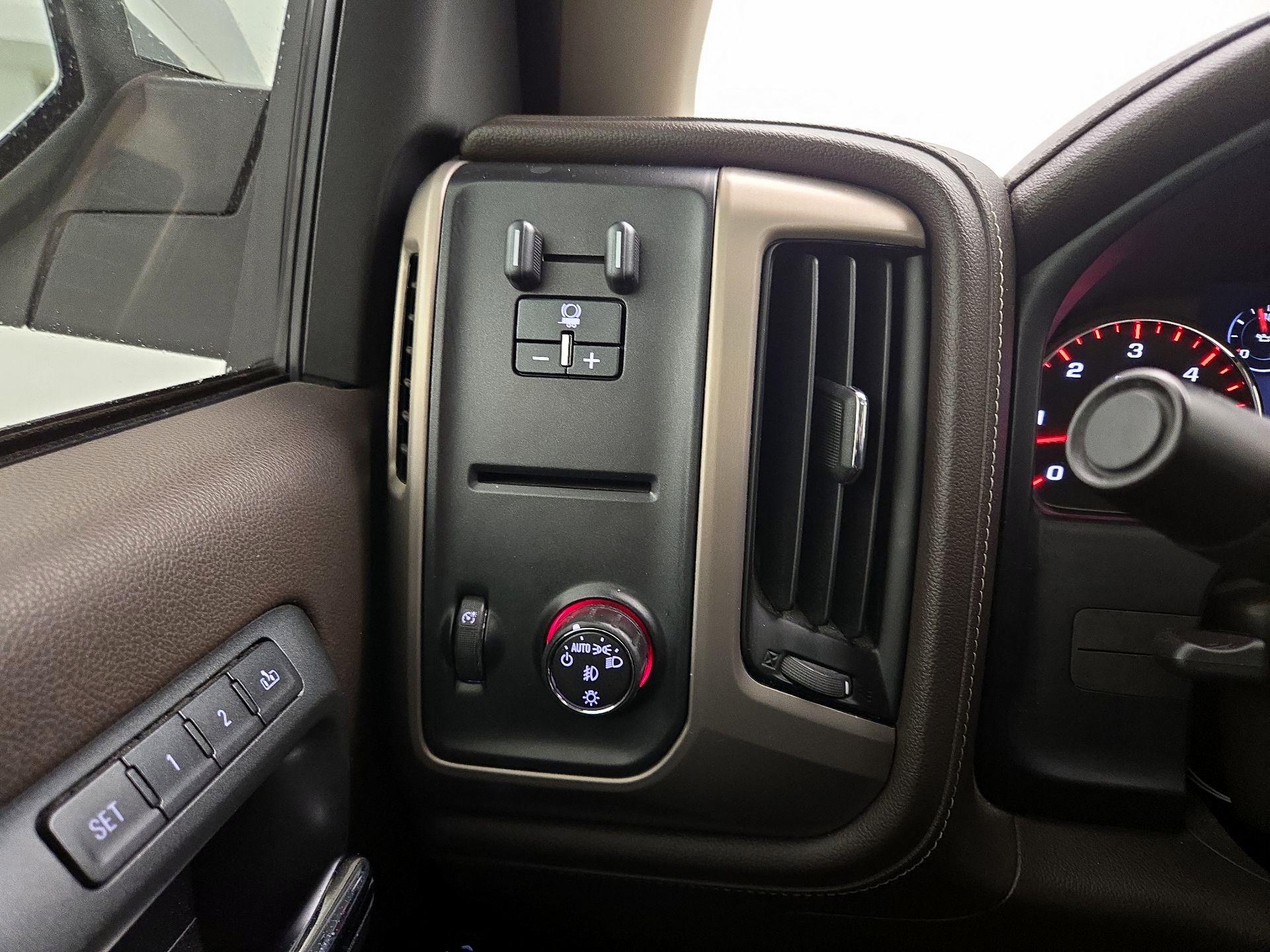 Thumbnail: 2015 GMC Sierra 1500 - 13