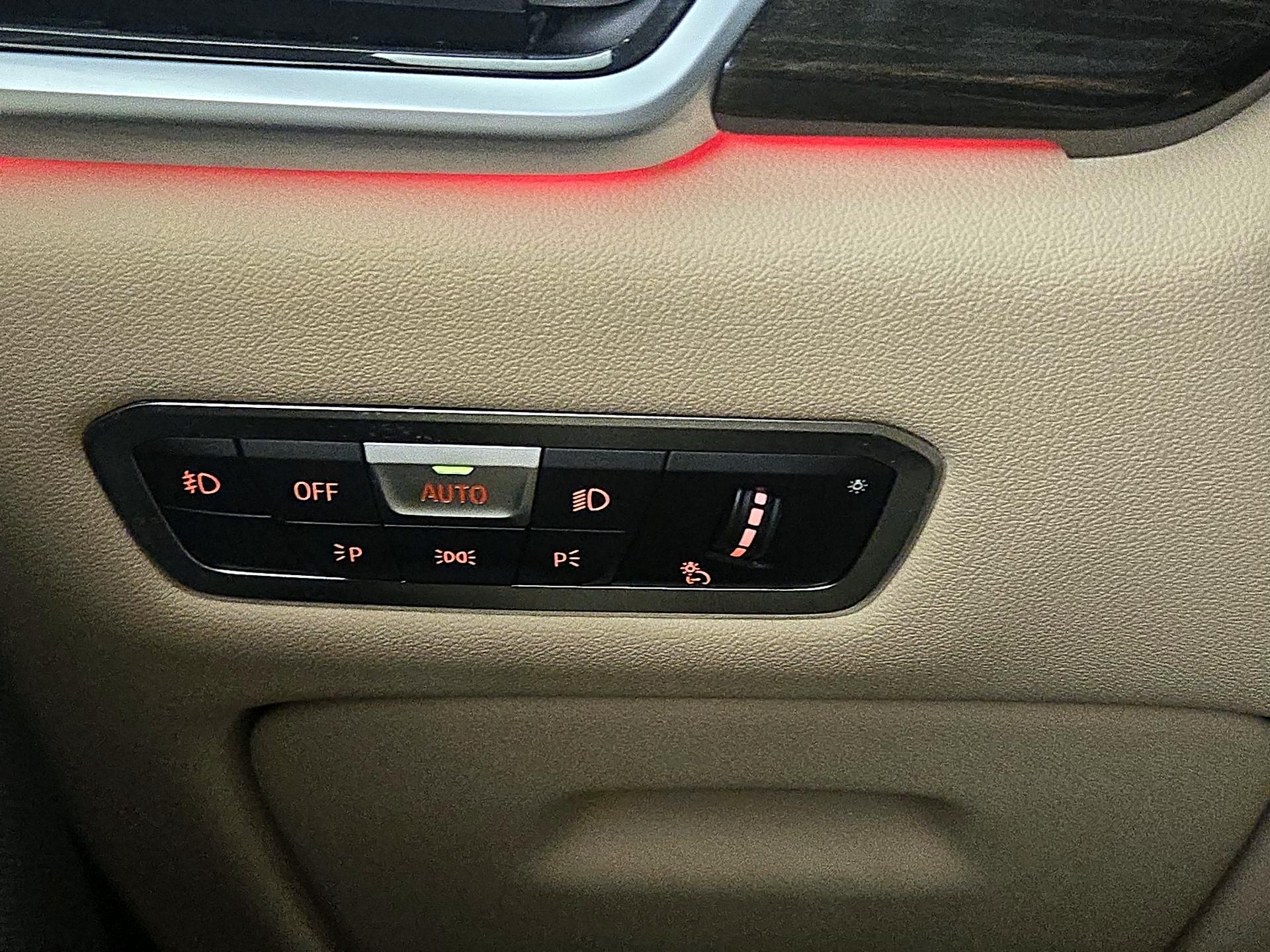 Thumbnail: 2020 BMW X5 - 13