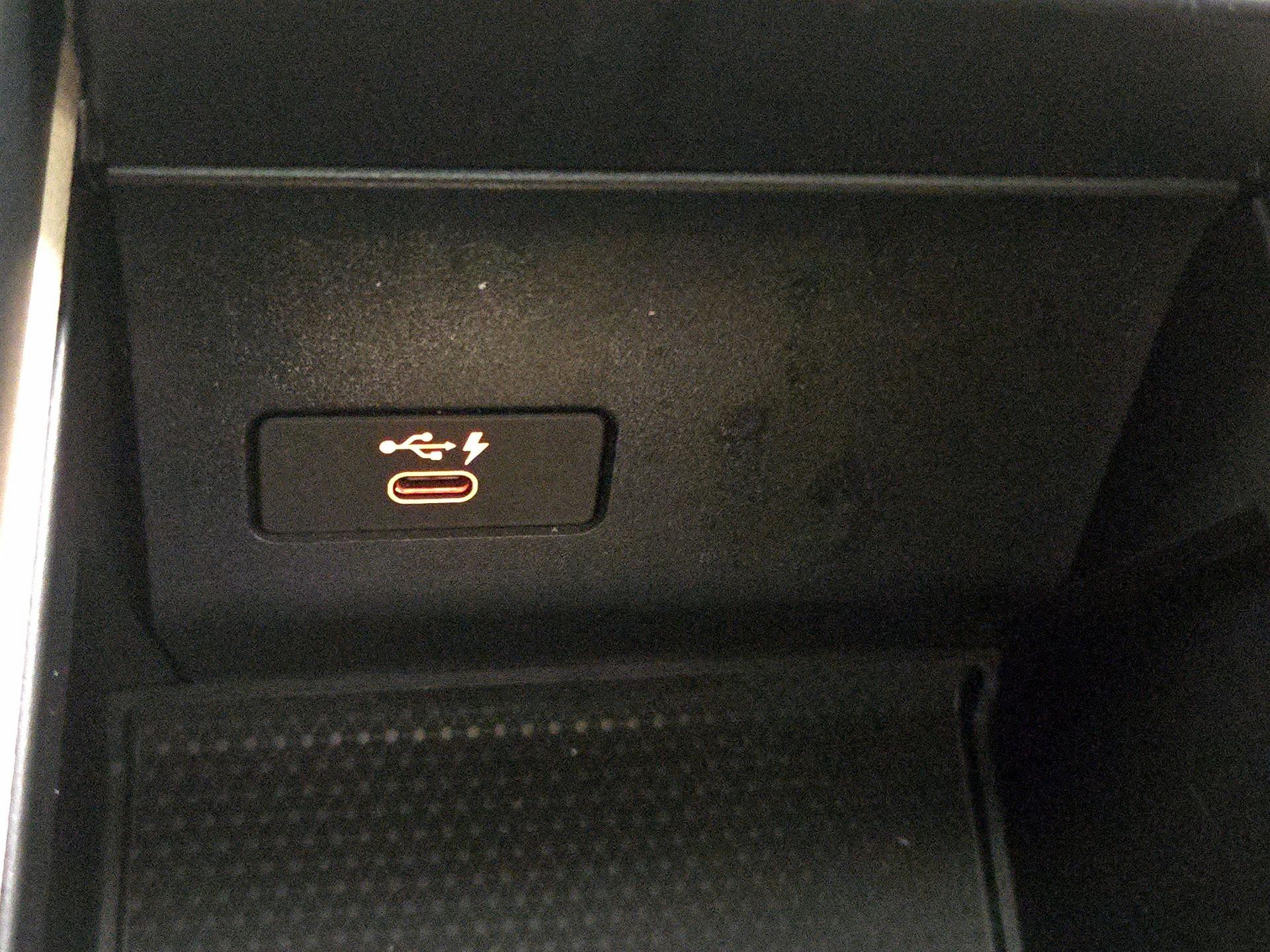 Thumbnail: 2020 BMW X5 - 19