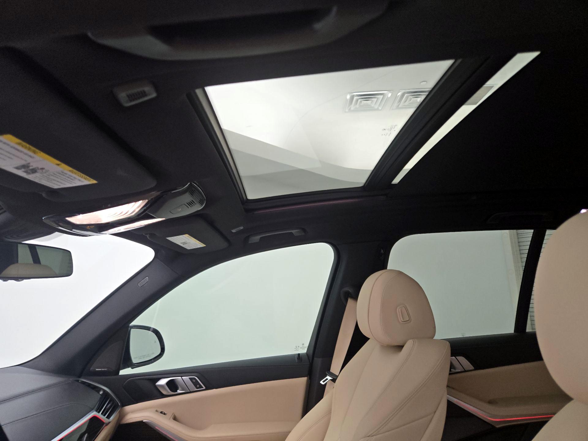 Thumbnail: 2020 BMW X5 - 20