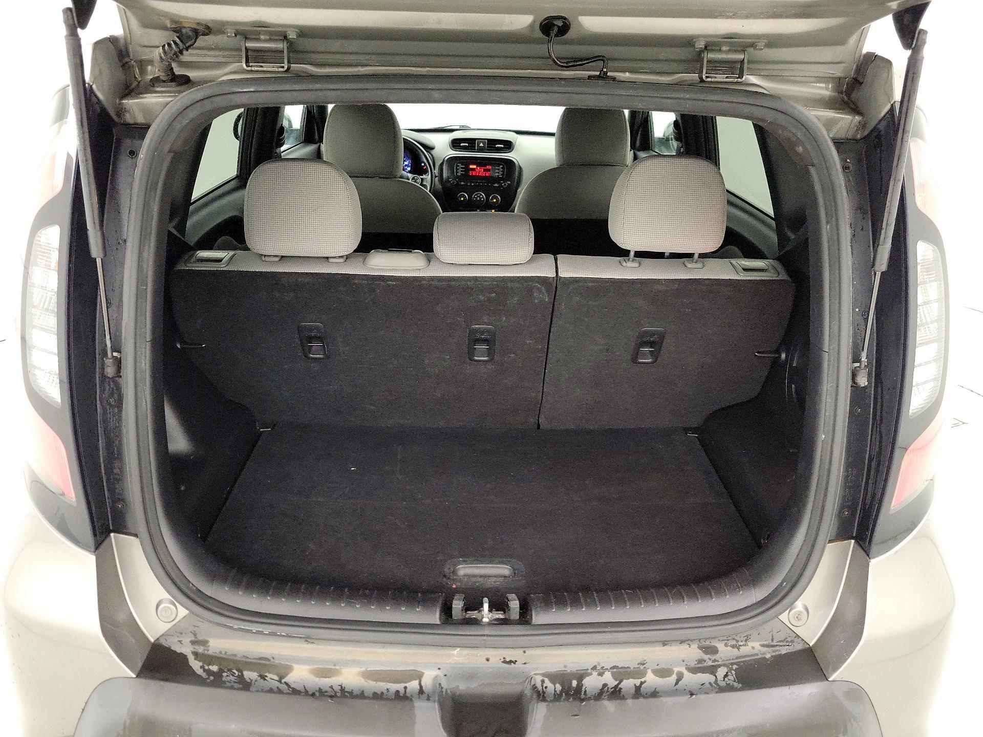 Thumbnail: 2015 Kia Soul - 17