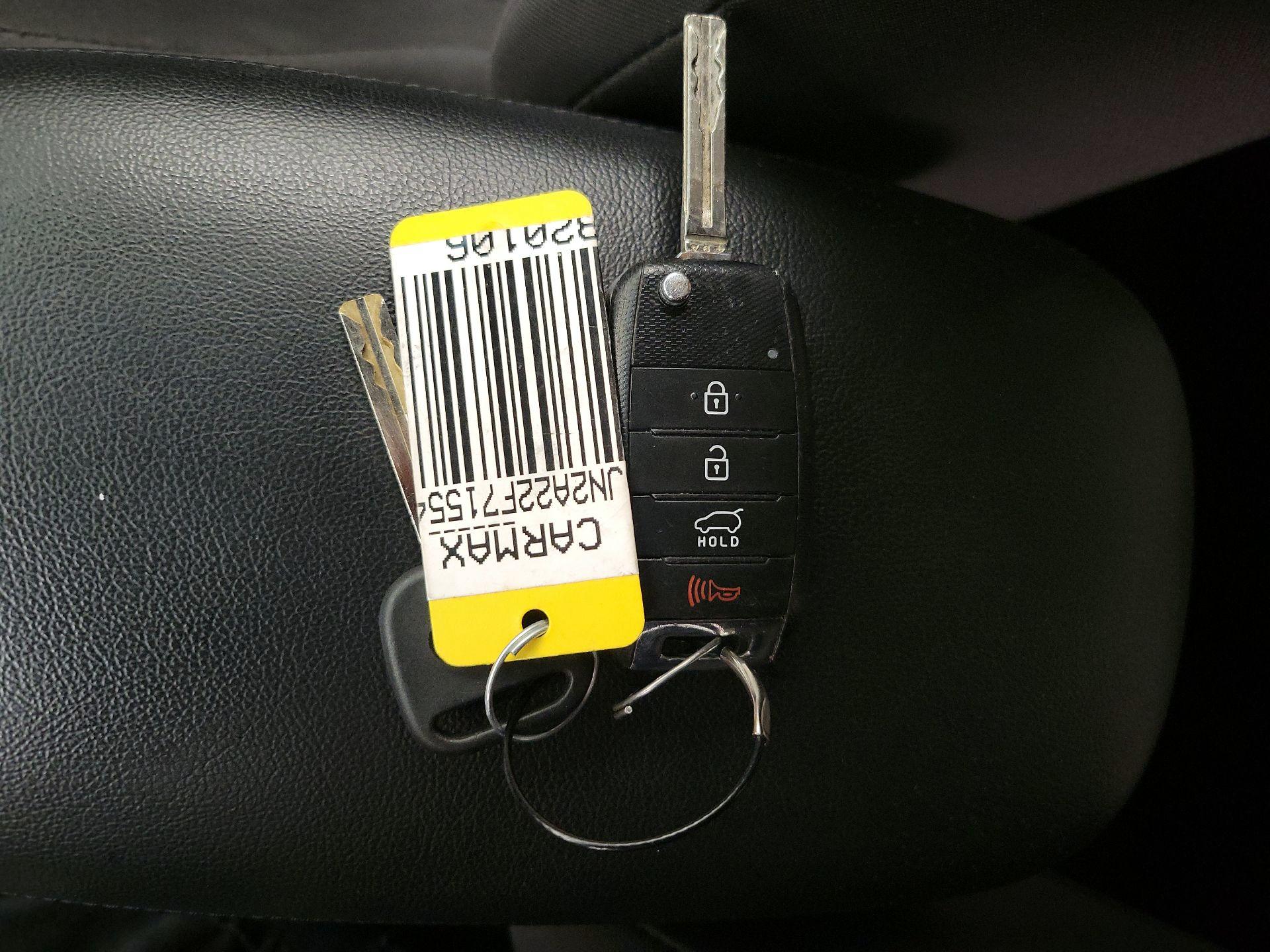 Thumbnail: 2015 Kia Soul - 19