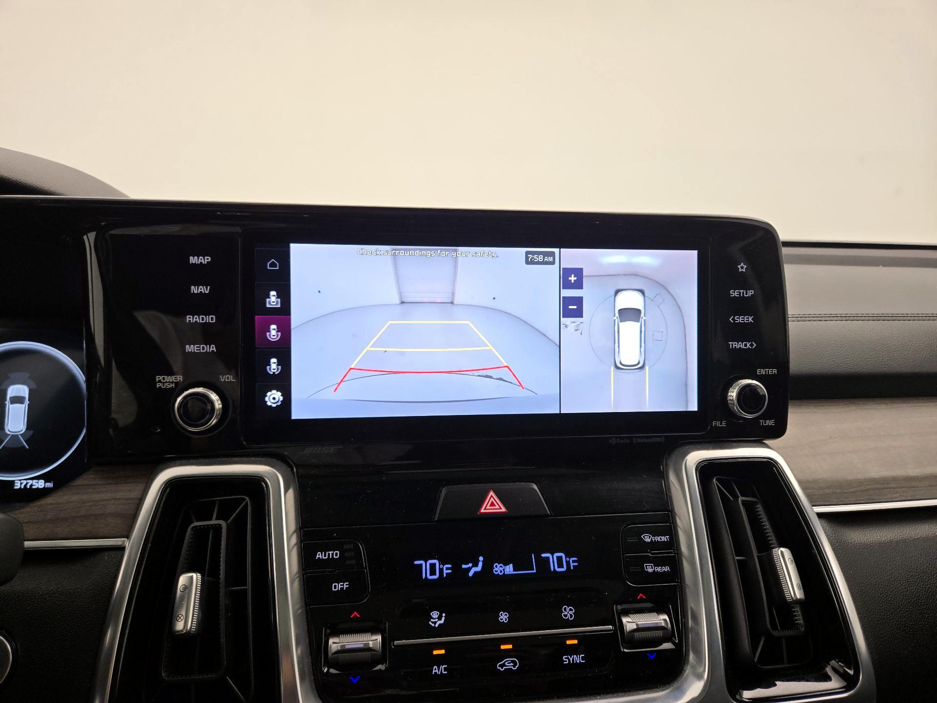 Thumbnail: 2023 Kia Sorento - 15