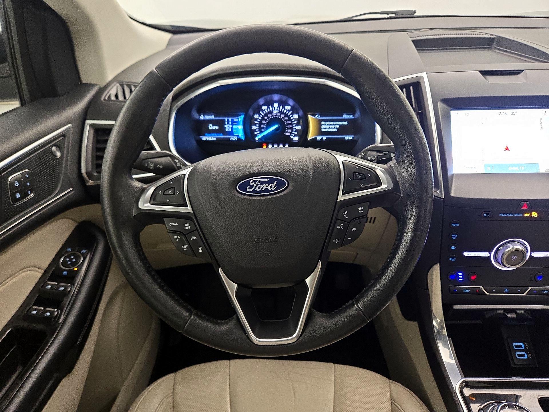 Thumbnail: 2020 Ford Edge - 10