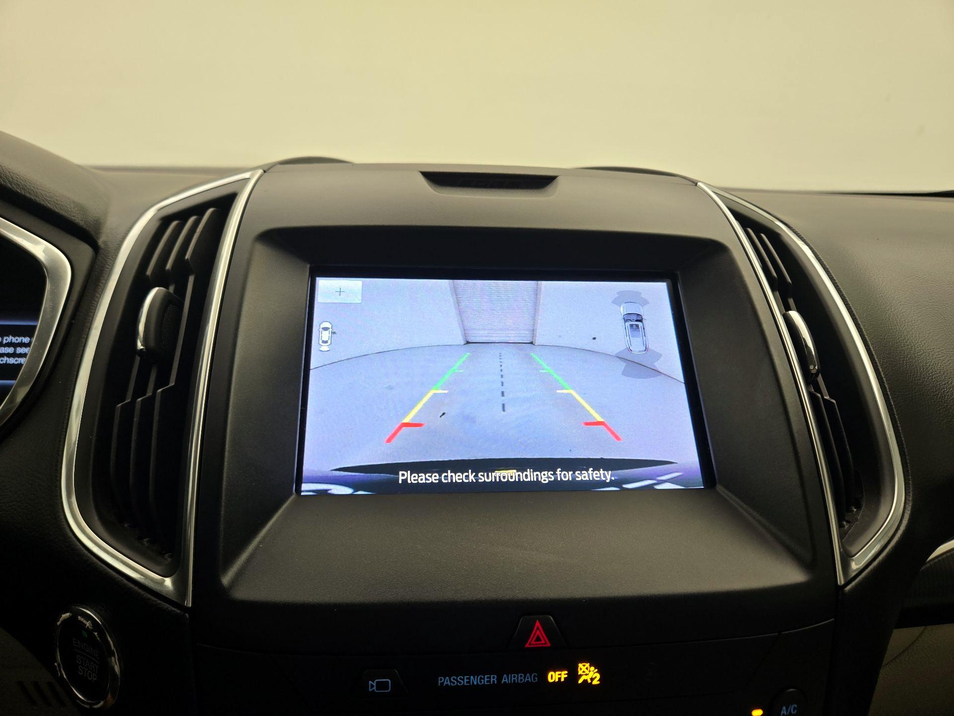 Thumbnail: 2020 Ford Edge - 15